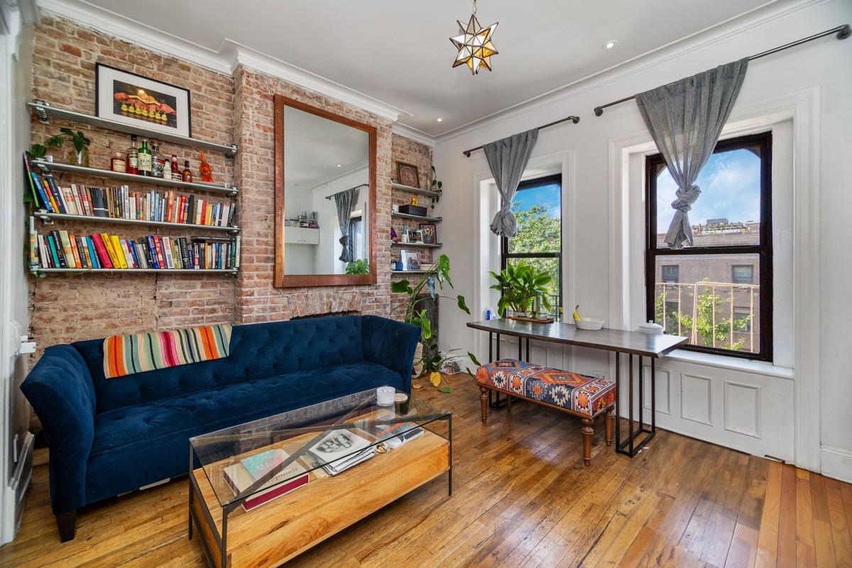 673 VANDERBILT Avenue 3AD