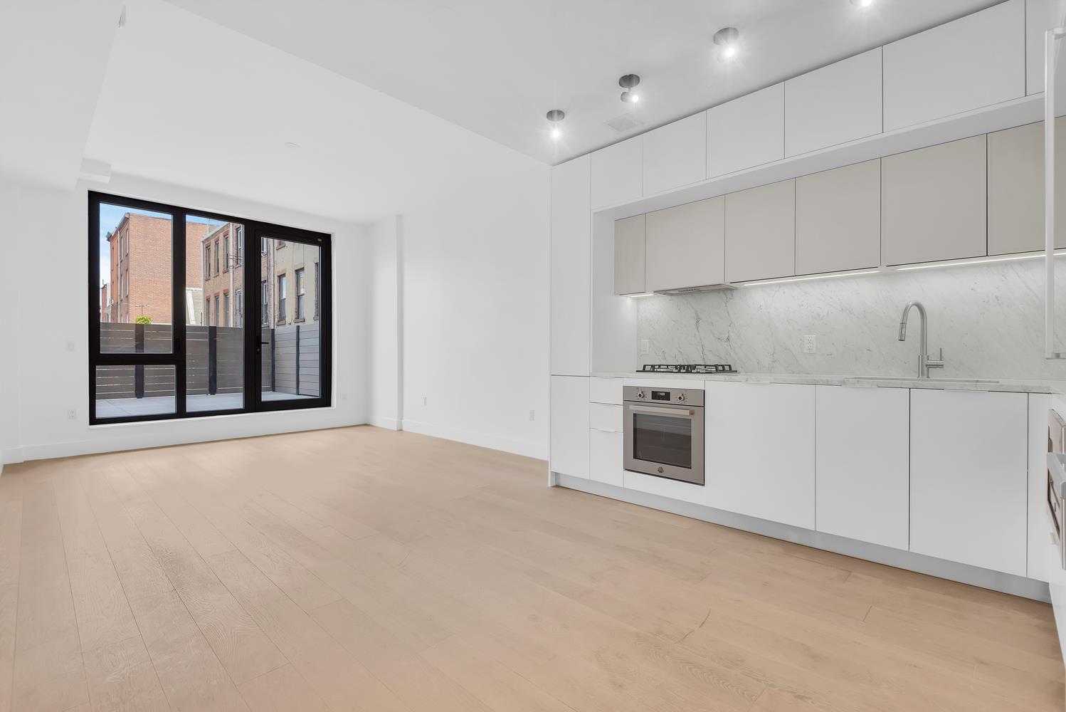 450 GRAND Avenue 2C