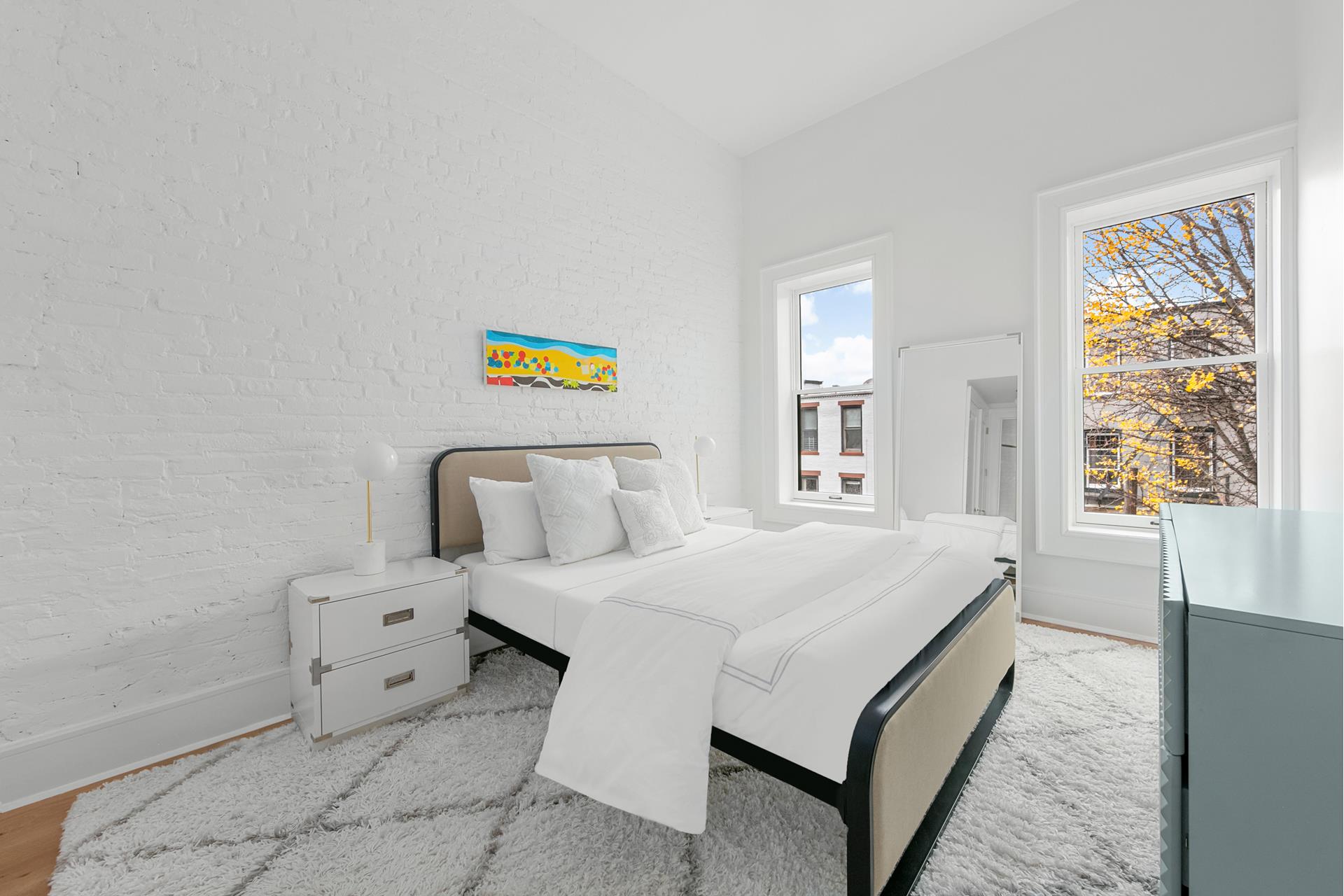 577 10TH Street 3