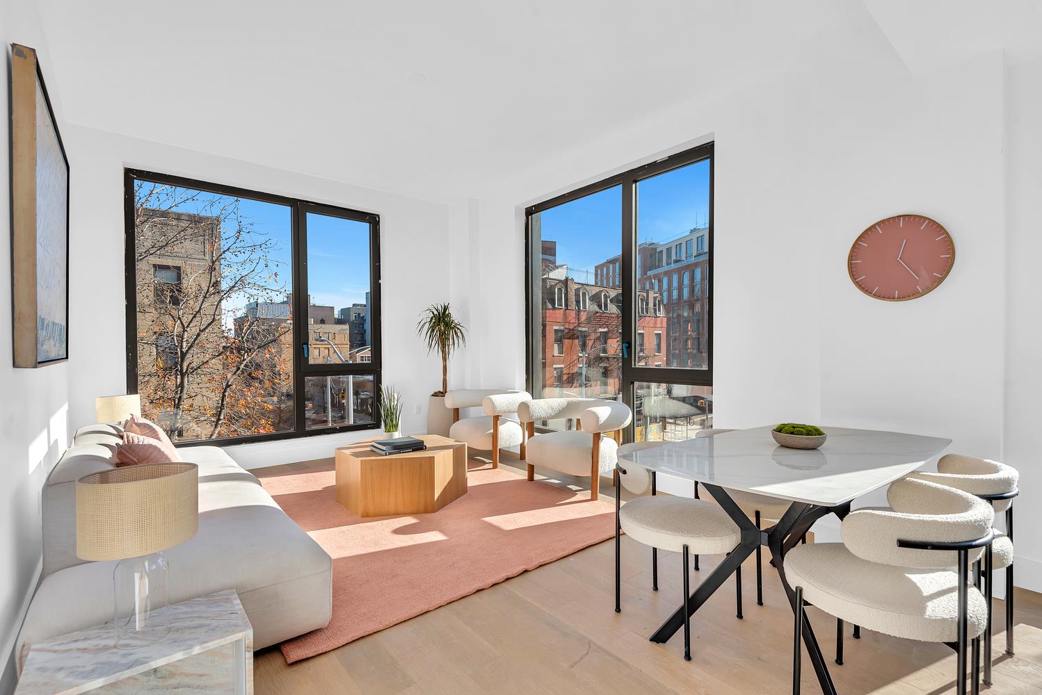 450 GRAND Avenue 3A