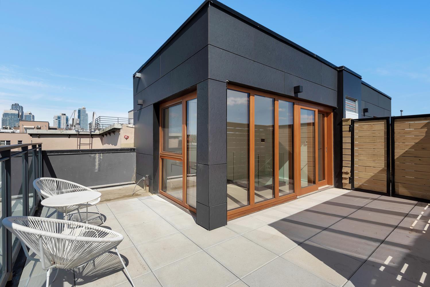 224 N 6TH Street 3