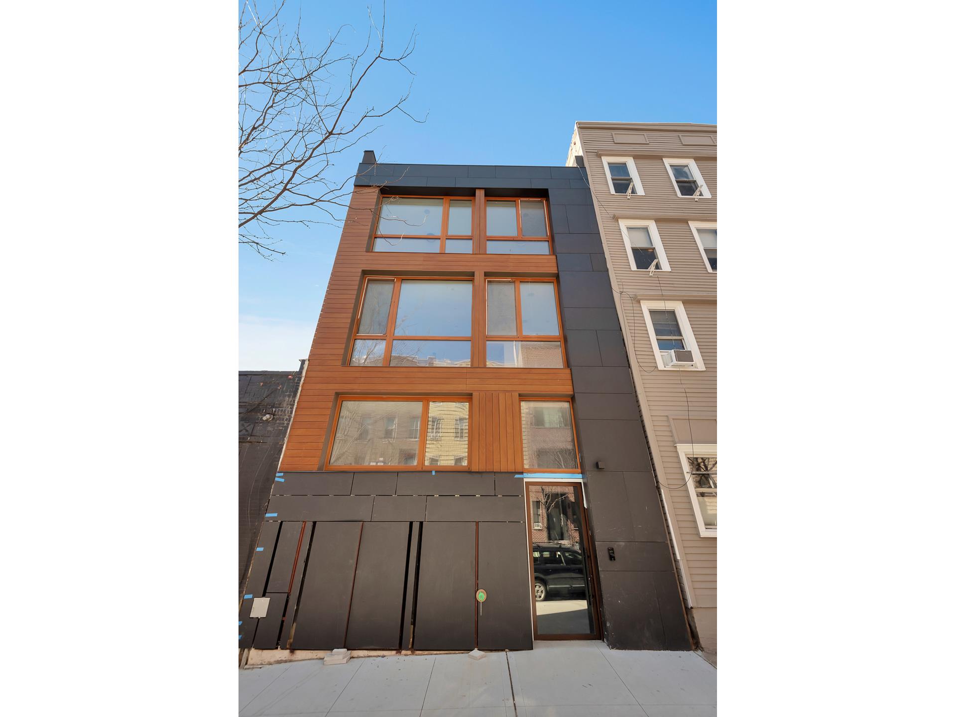 224 N 6TH Street 3
