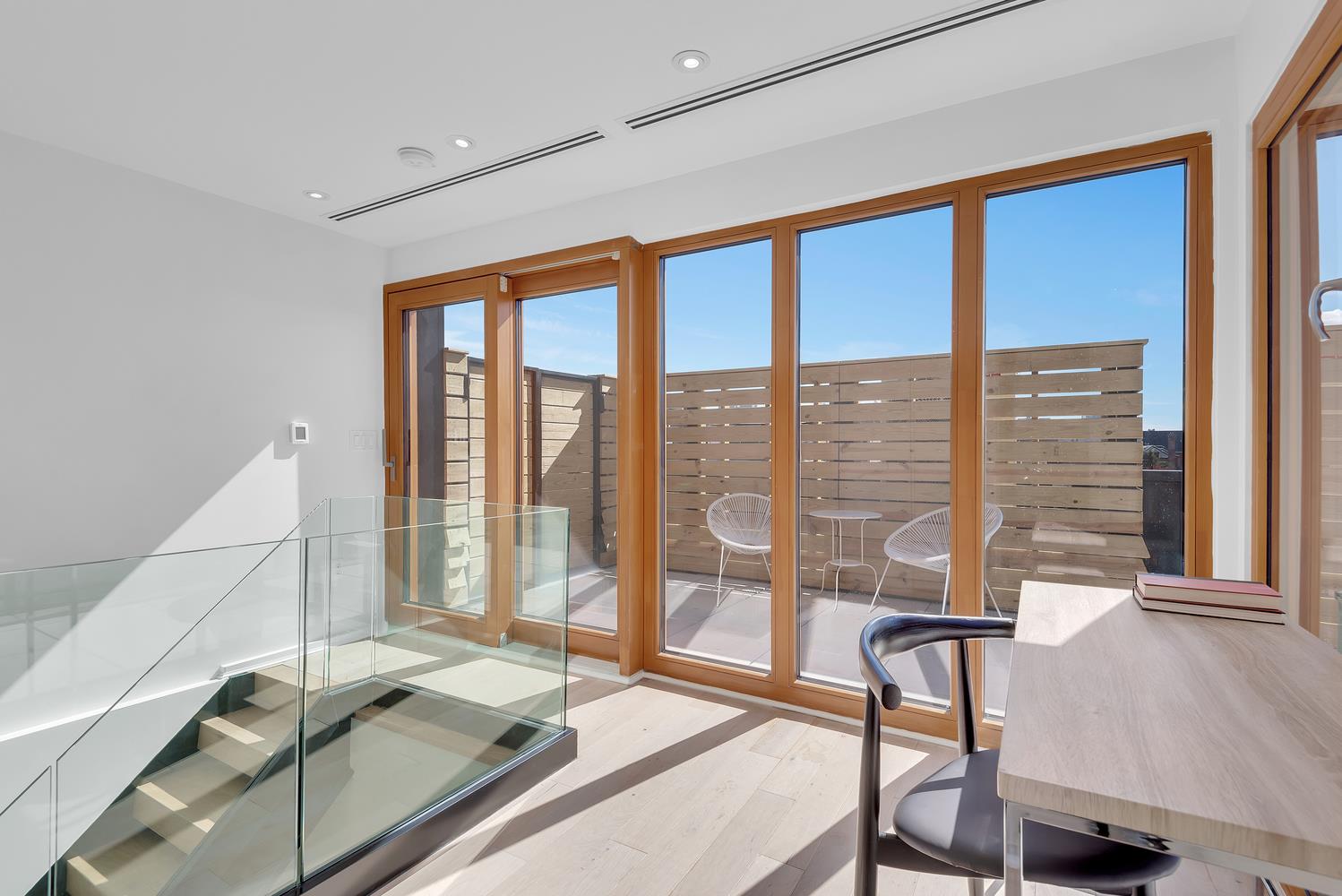 224 N 6TH Street 3