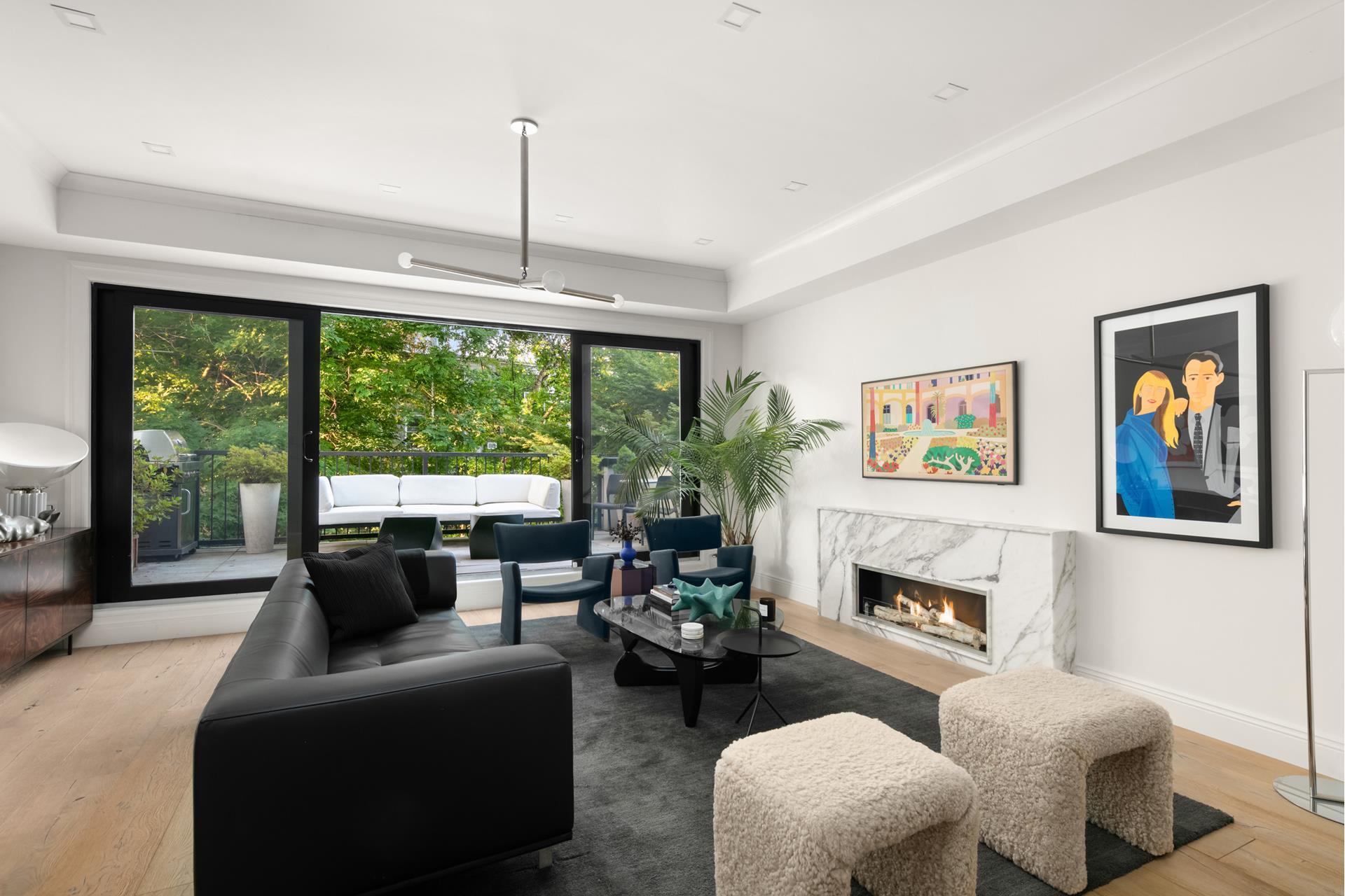 389 BERGEN Street 2