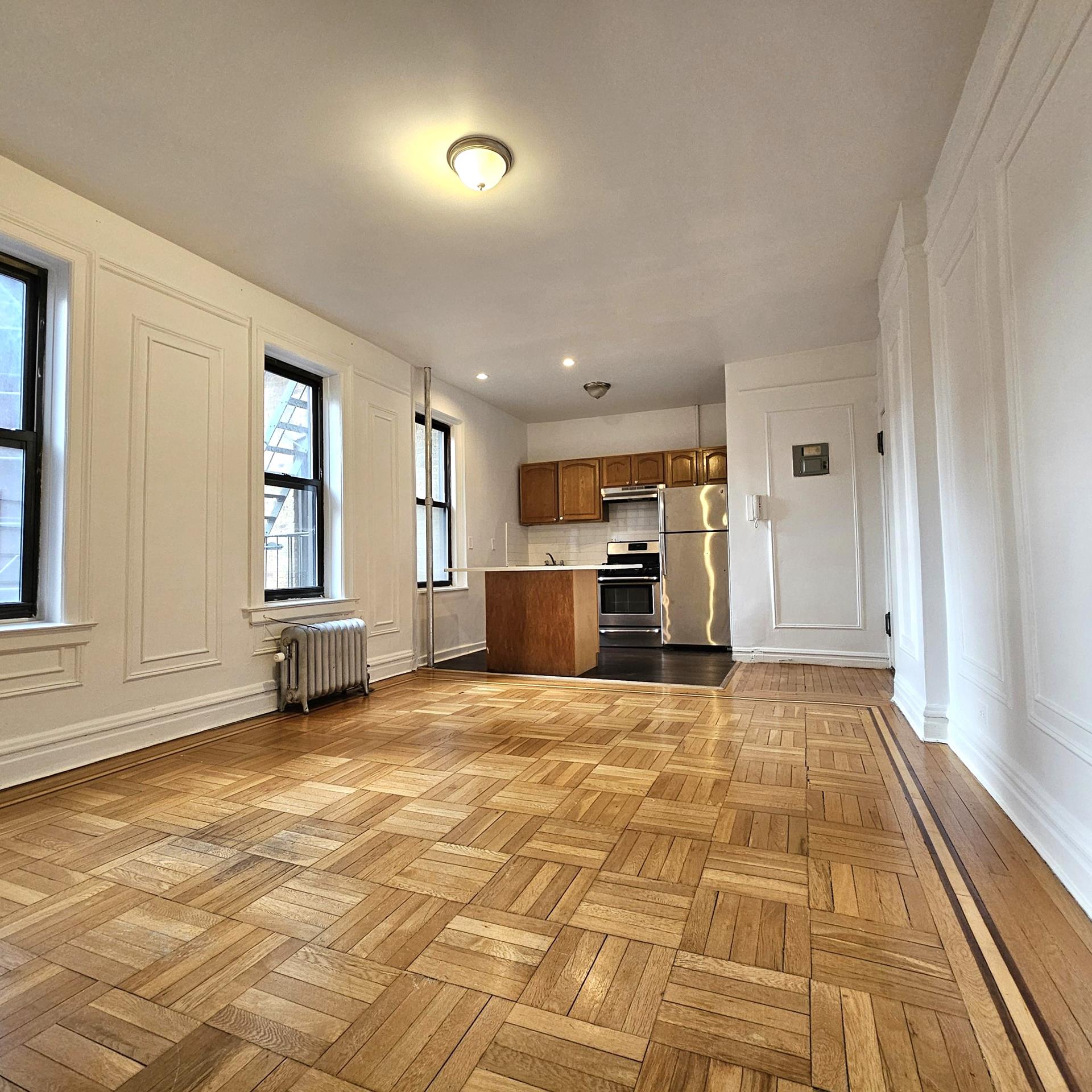 295 WASHINGTON Avenue 2G