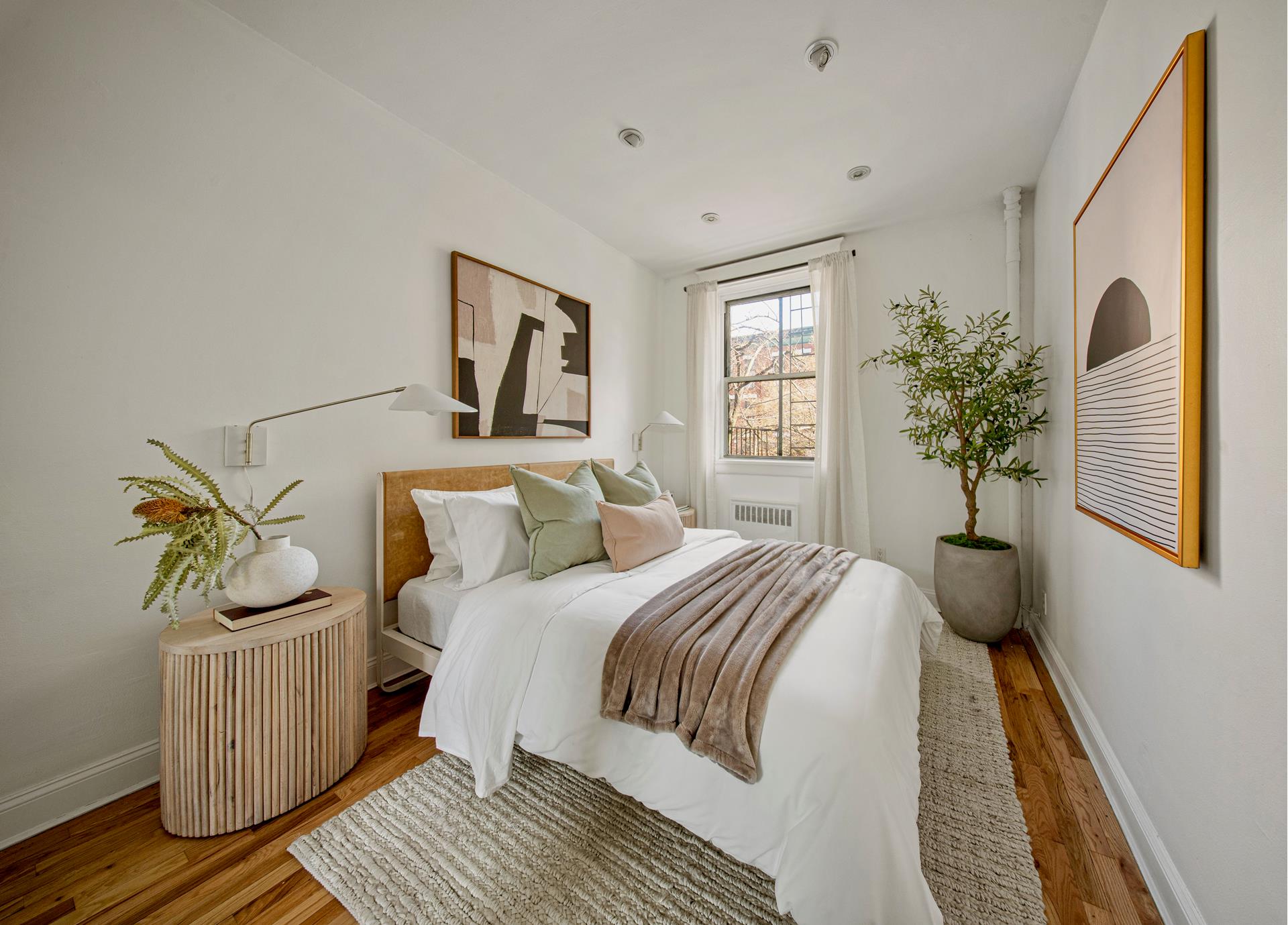 514 E 11TH Street 2A