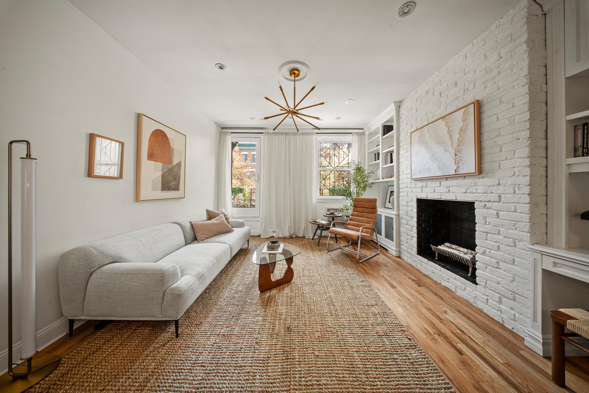 514 E 11TH Street 2A