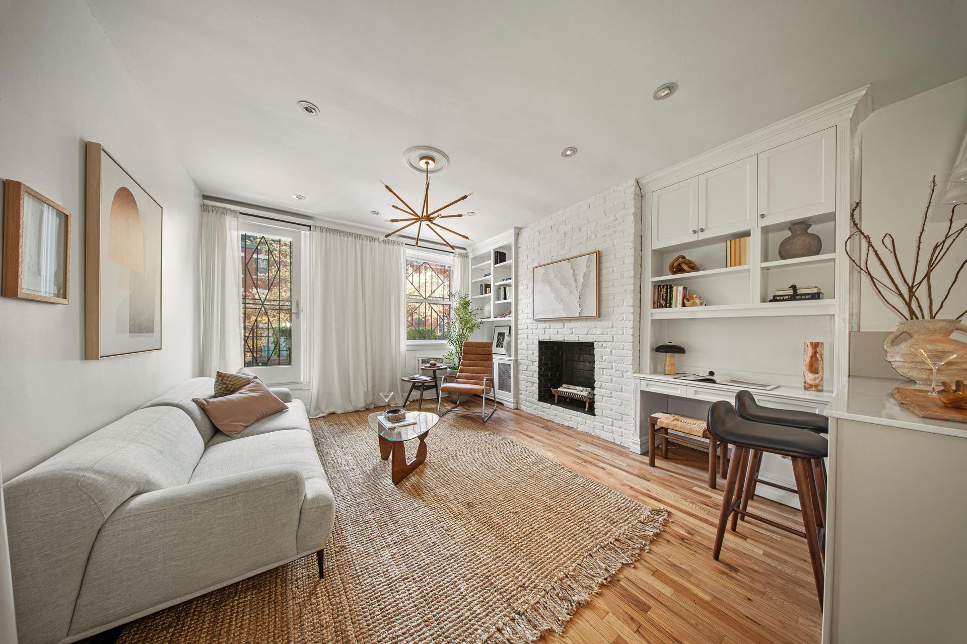514 E 11TH Street 2A