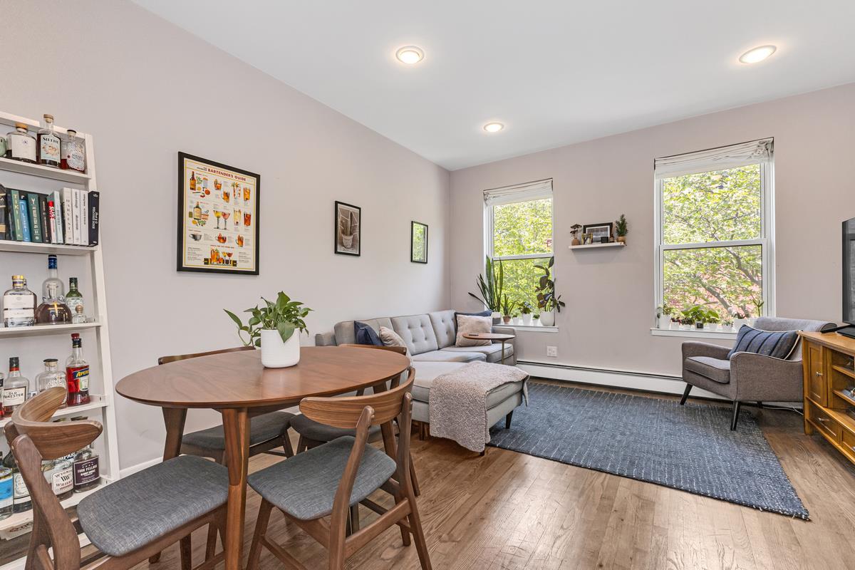 238 CLINTON Street G