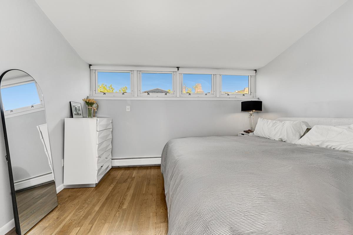 238 CLINTON Street G