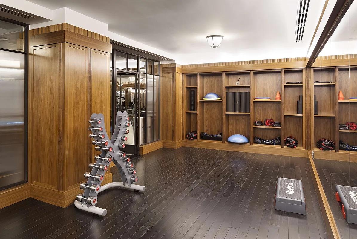155 W 11TH Street 14D