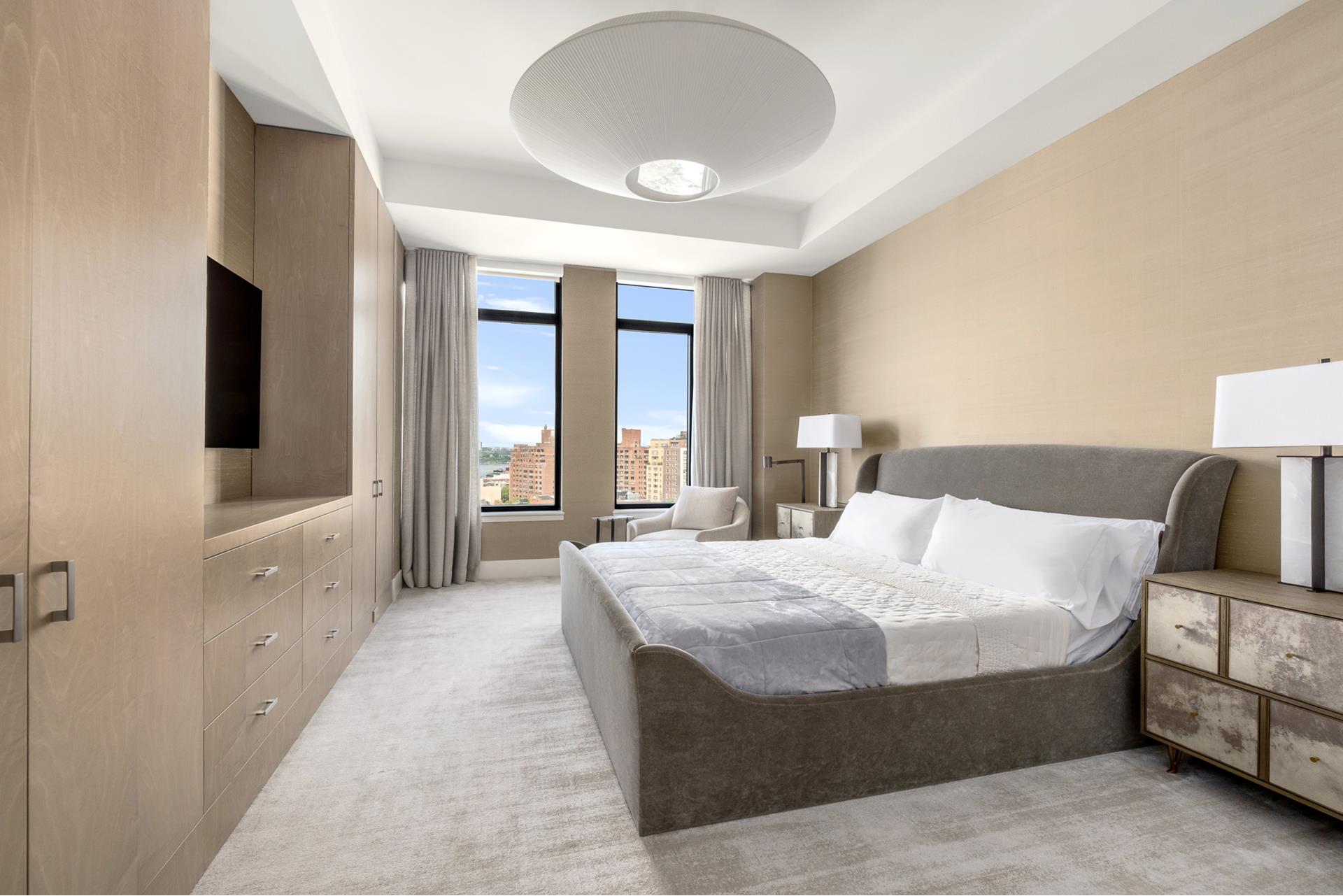 155 W 11TH Street 14D