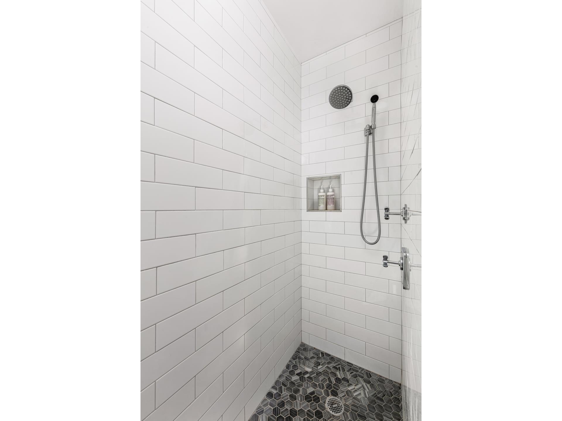 344 DEGRAW Street 6A