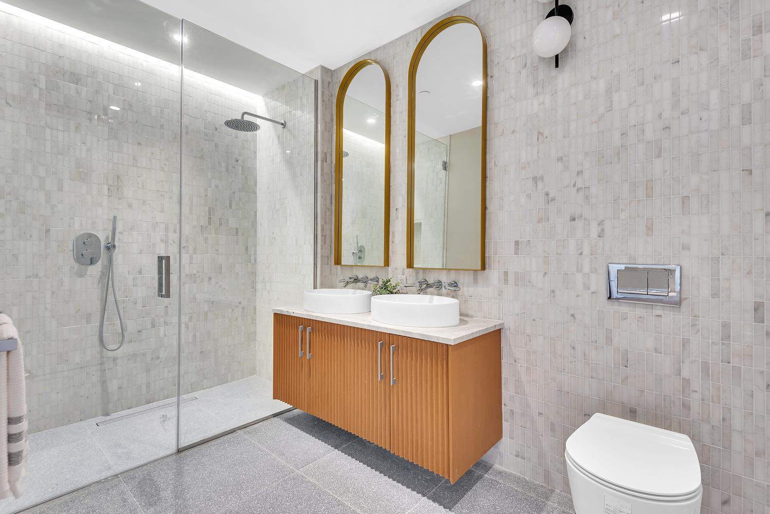 450 GRAND Avenue 6D