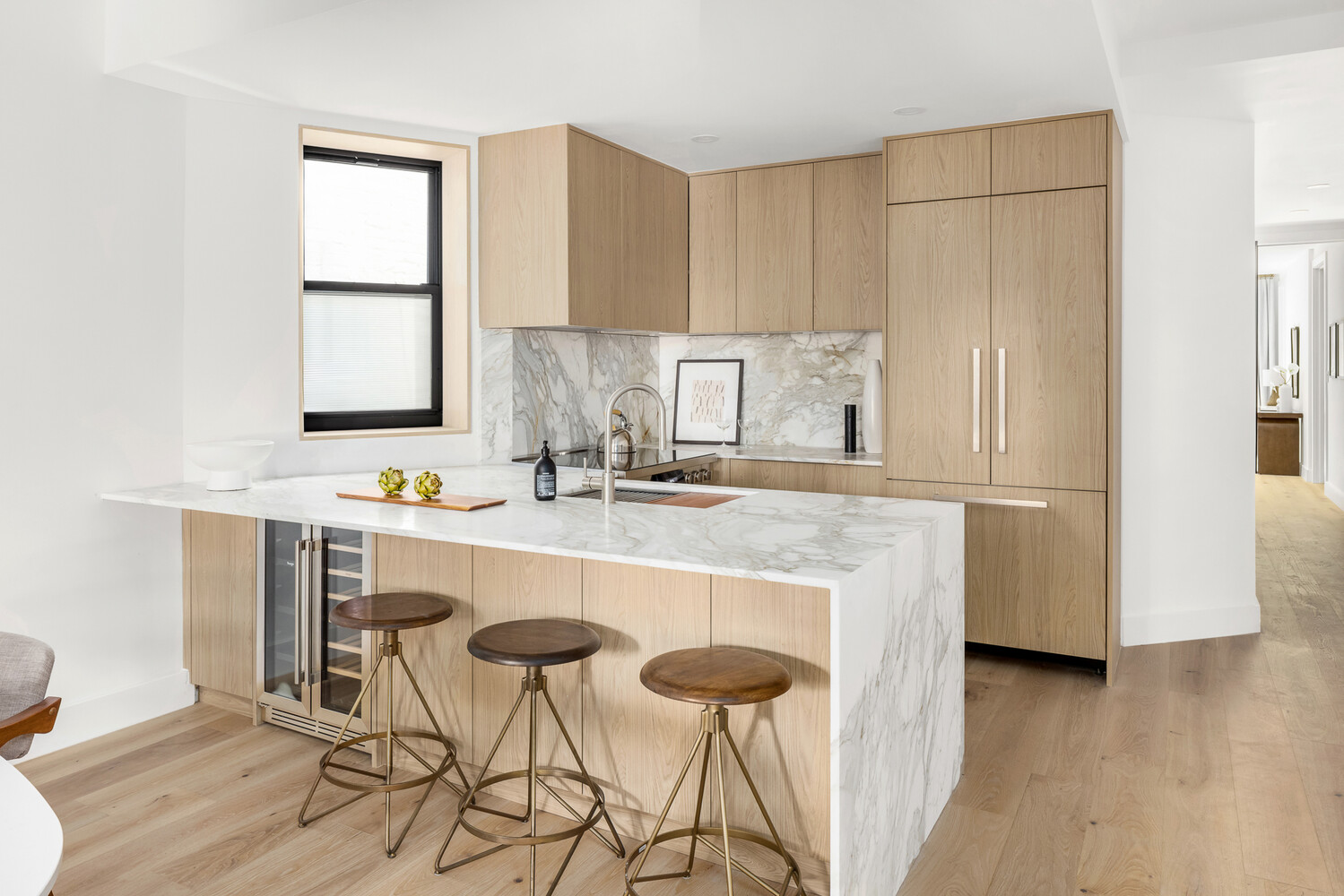 275 6TH Avenue 2