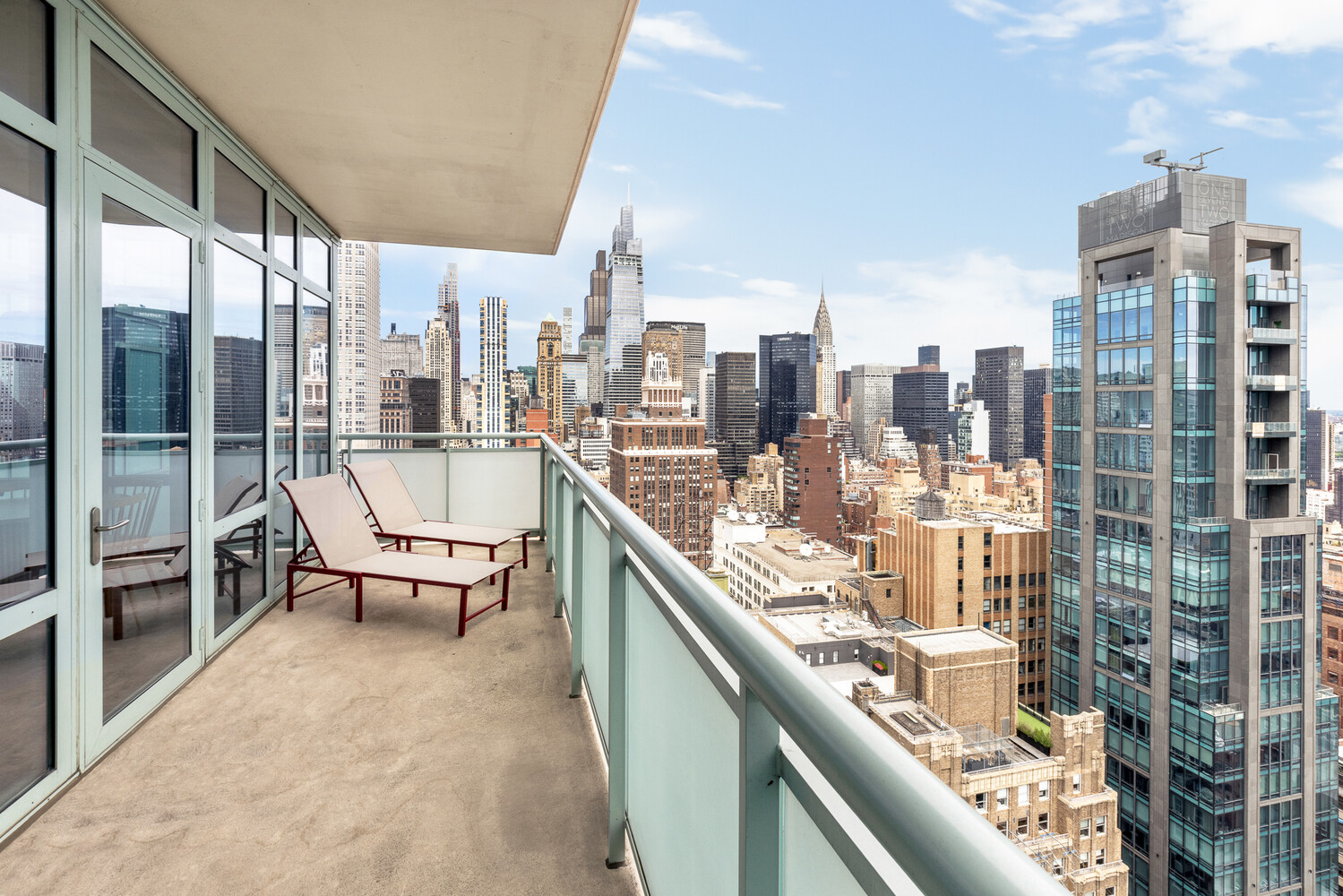 325 5TH Avenue 39C