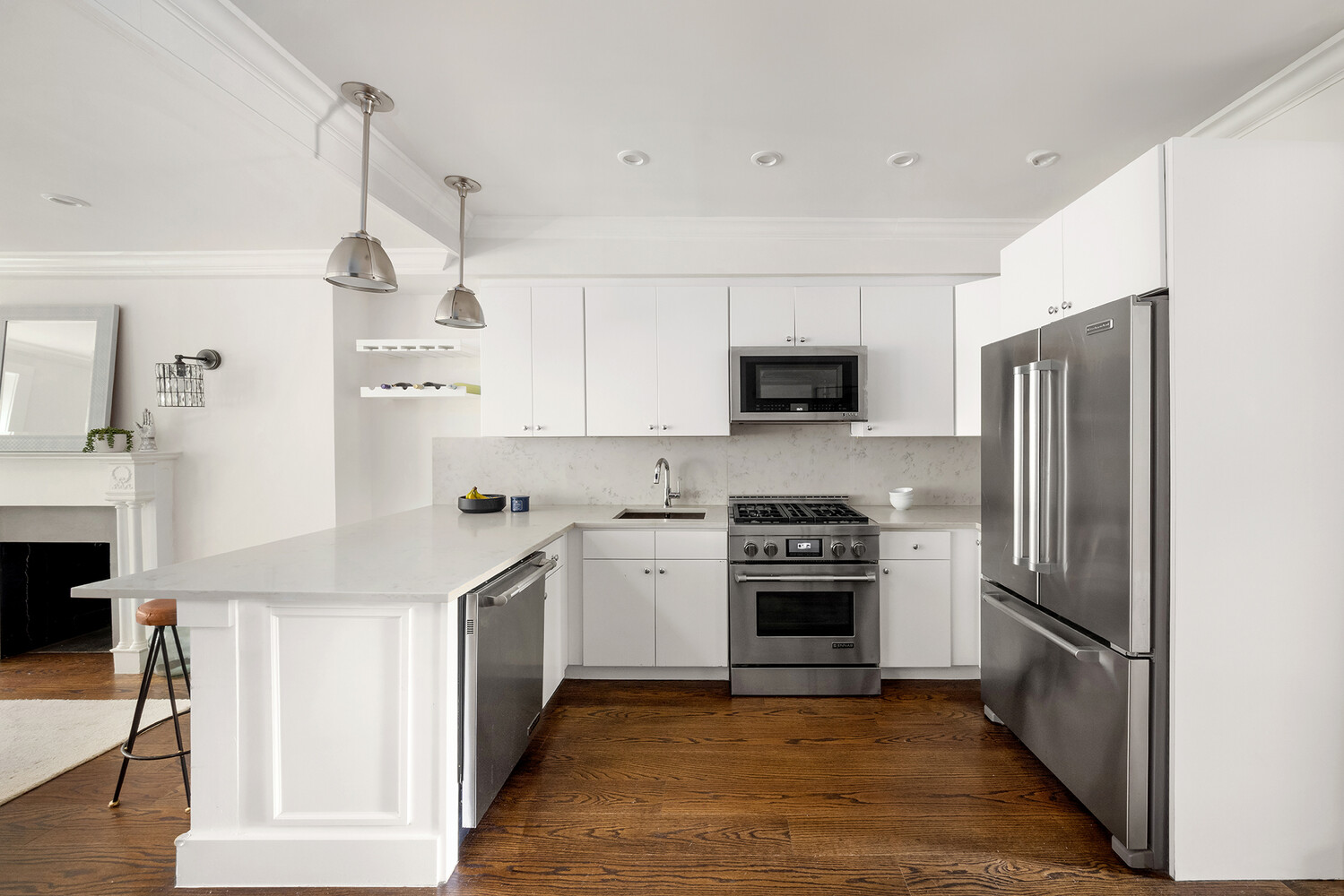 565 5TH Street 3