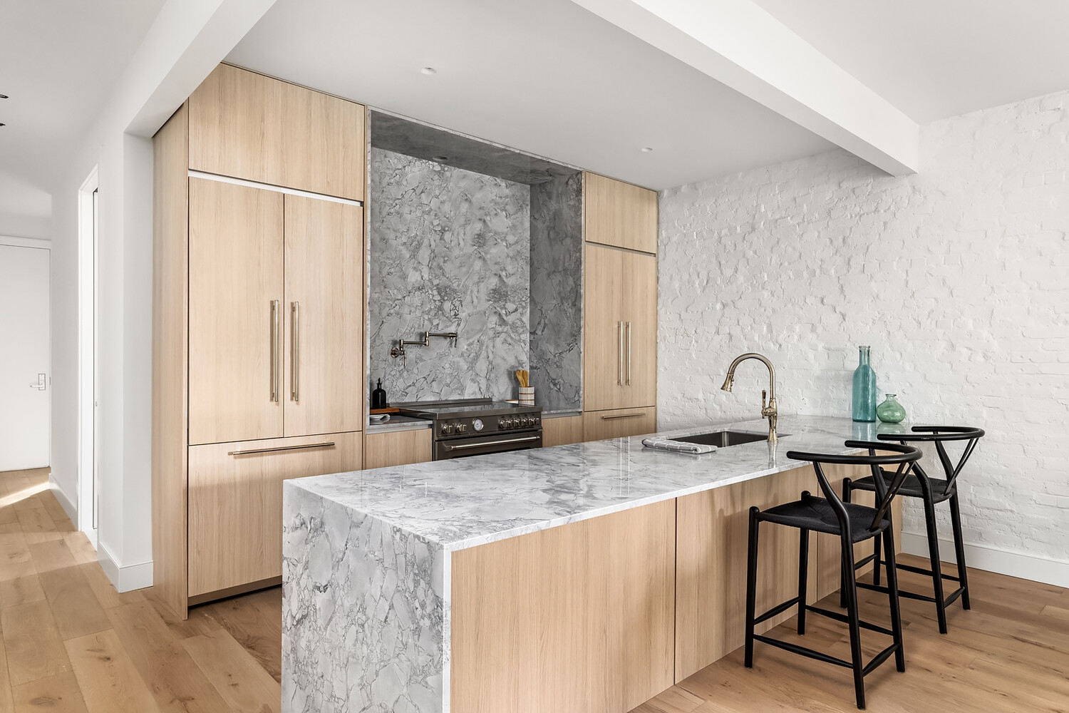 665 DE GRAW Street 1