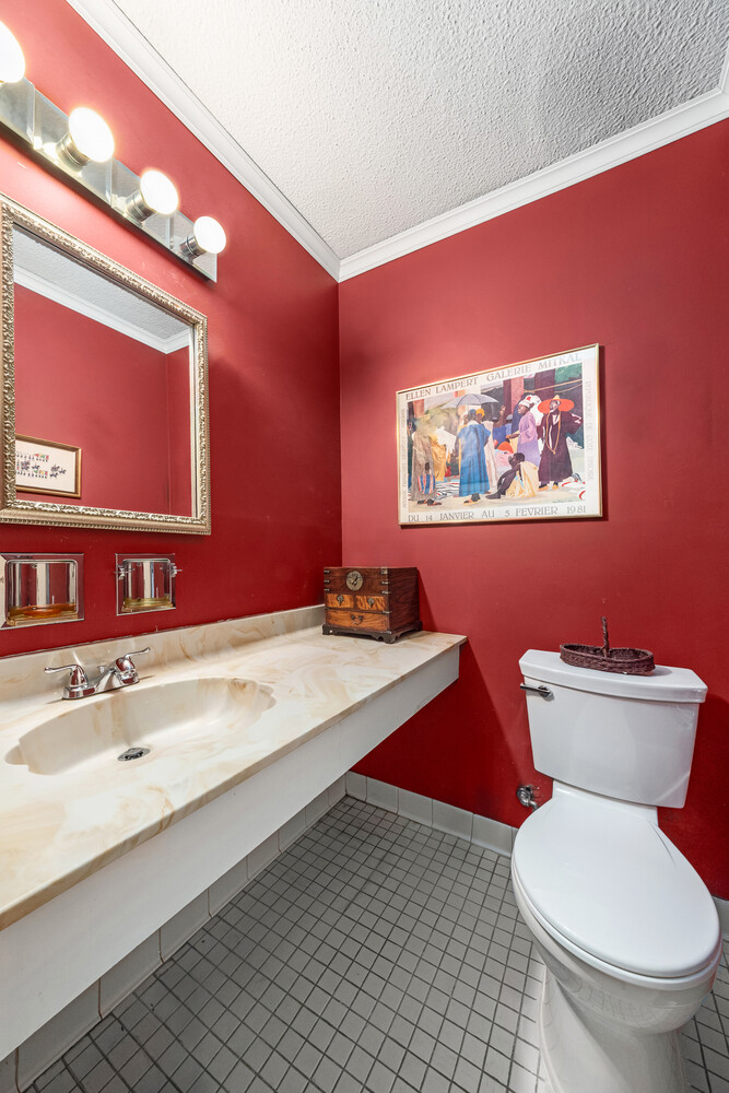 137 E 36TH Street 15G