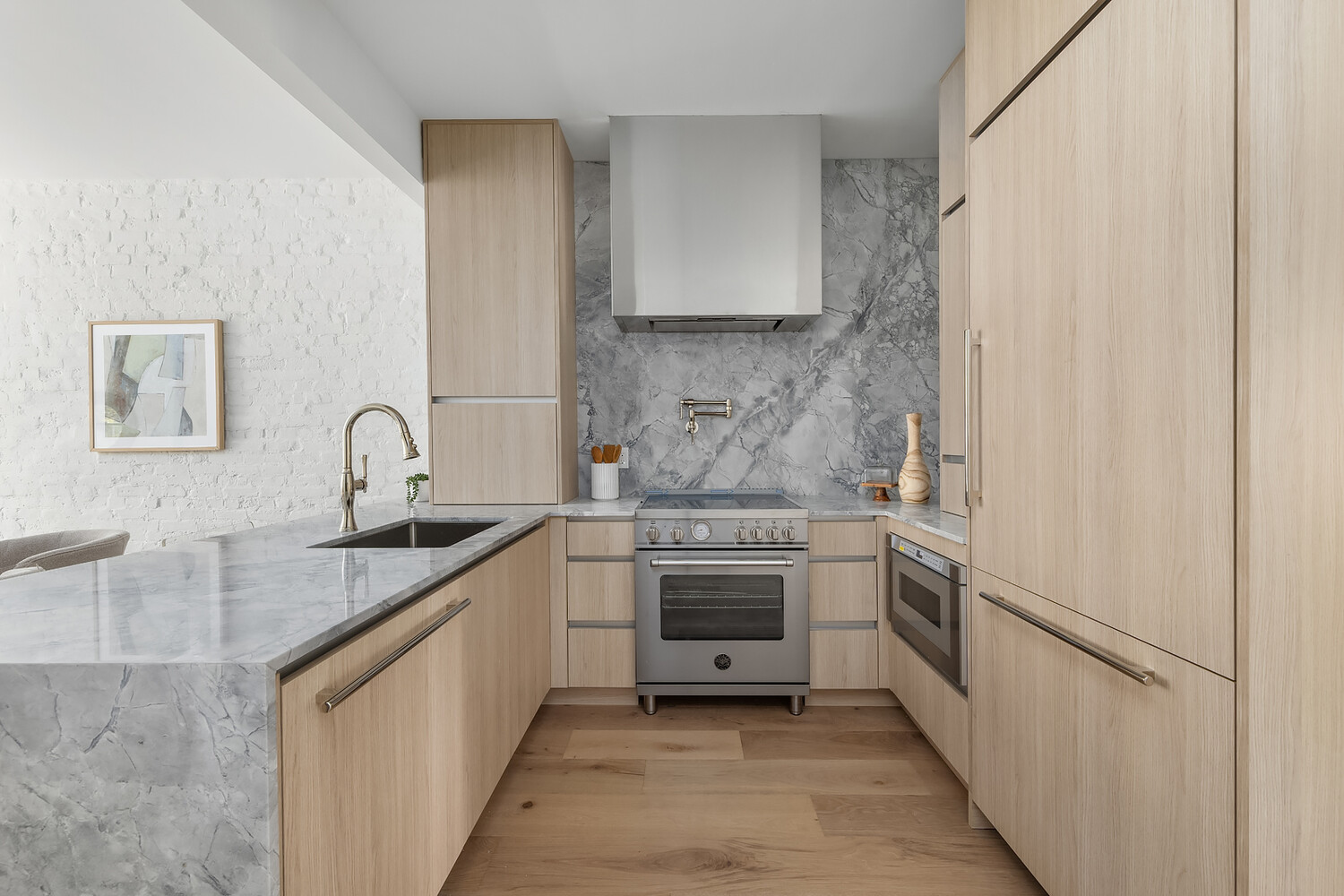 665 DE GRAW Street 2