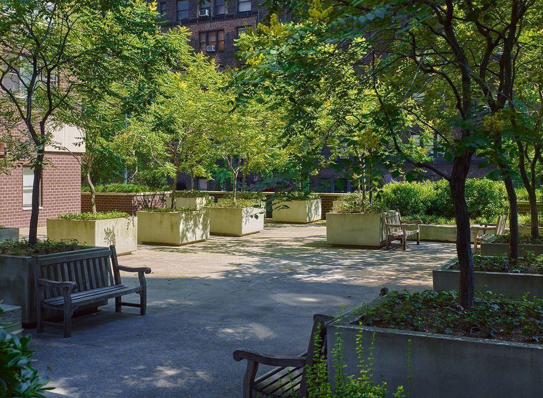 400 E 54TH Street 14E
