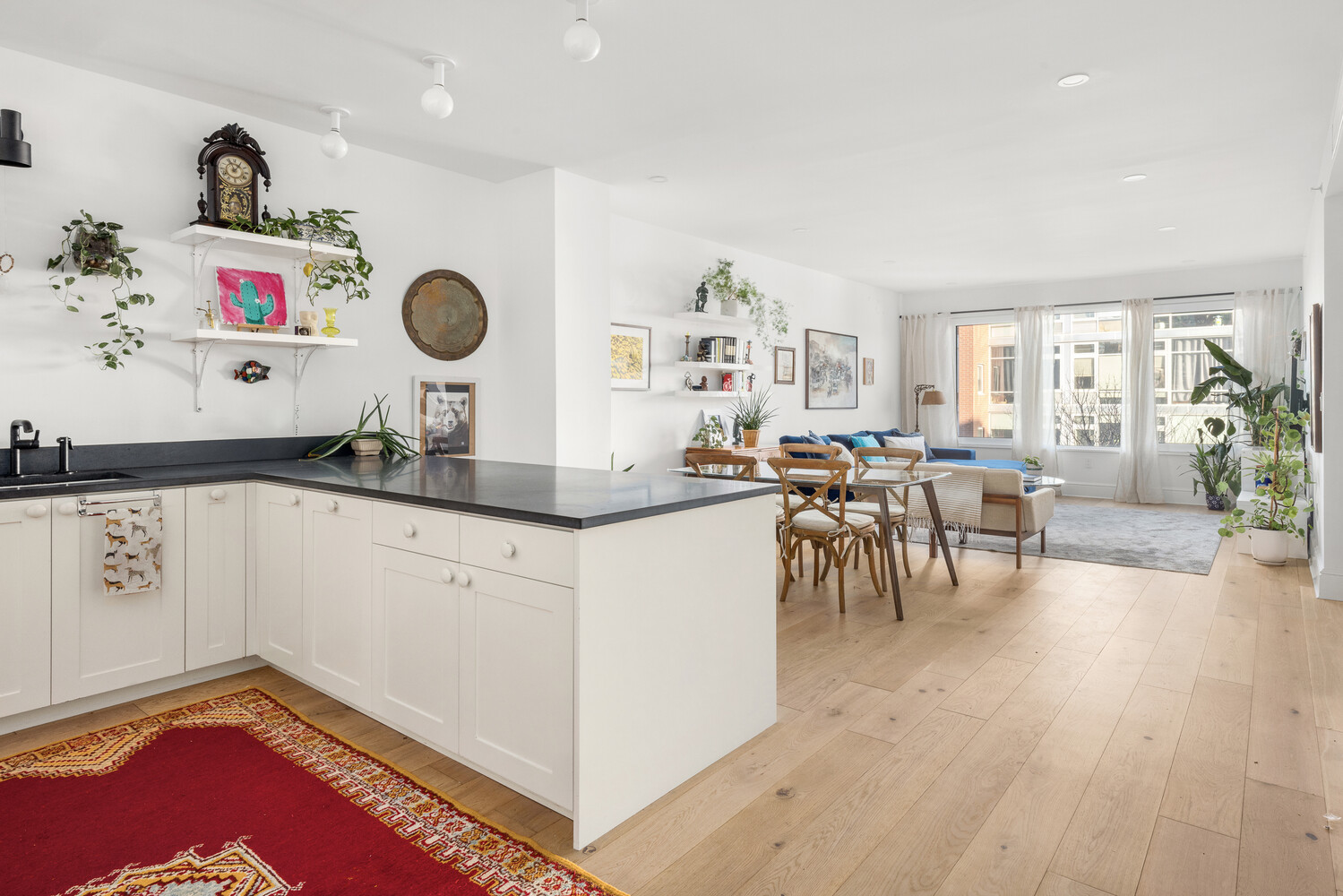 488 STERLING Place 4A