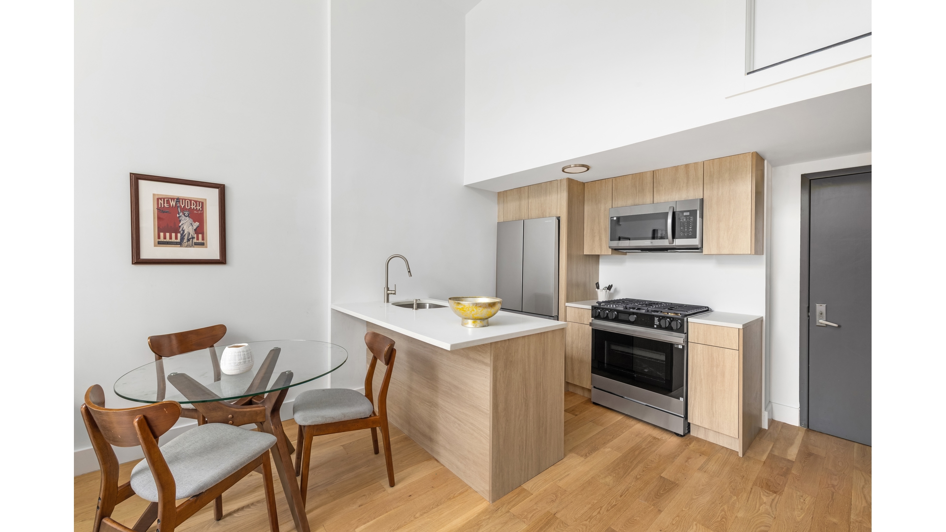 97 WAVERLY Avenue 2F