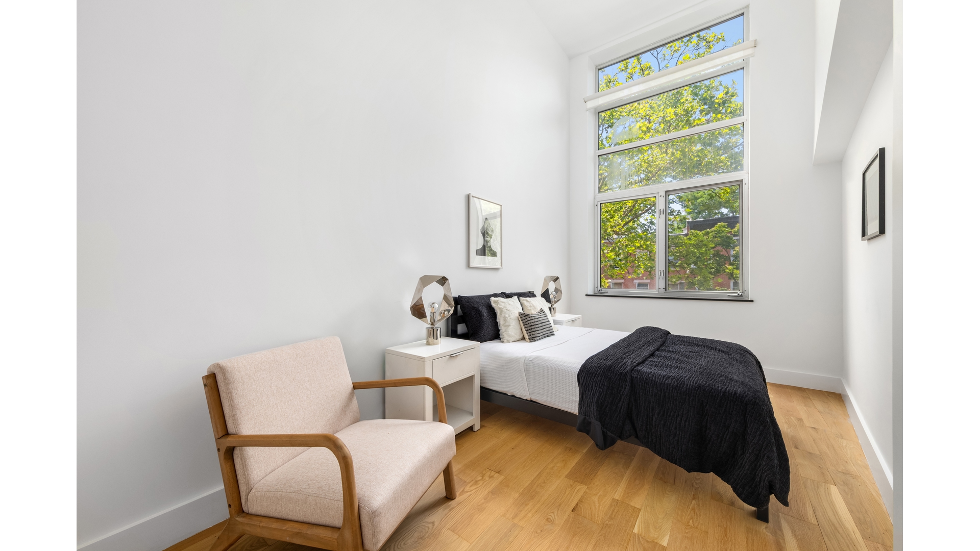 97 WAVERLY Avenue 2F