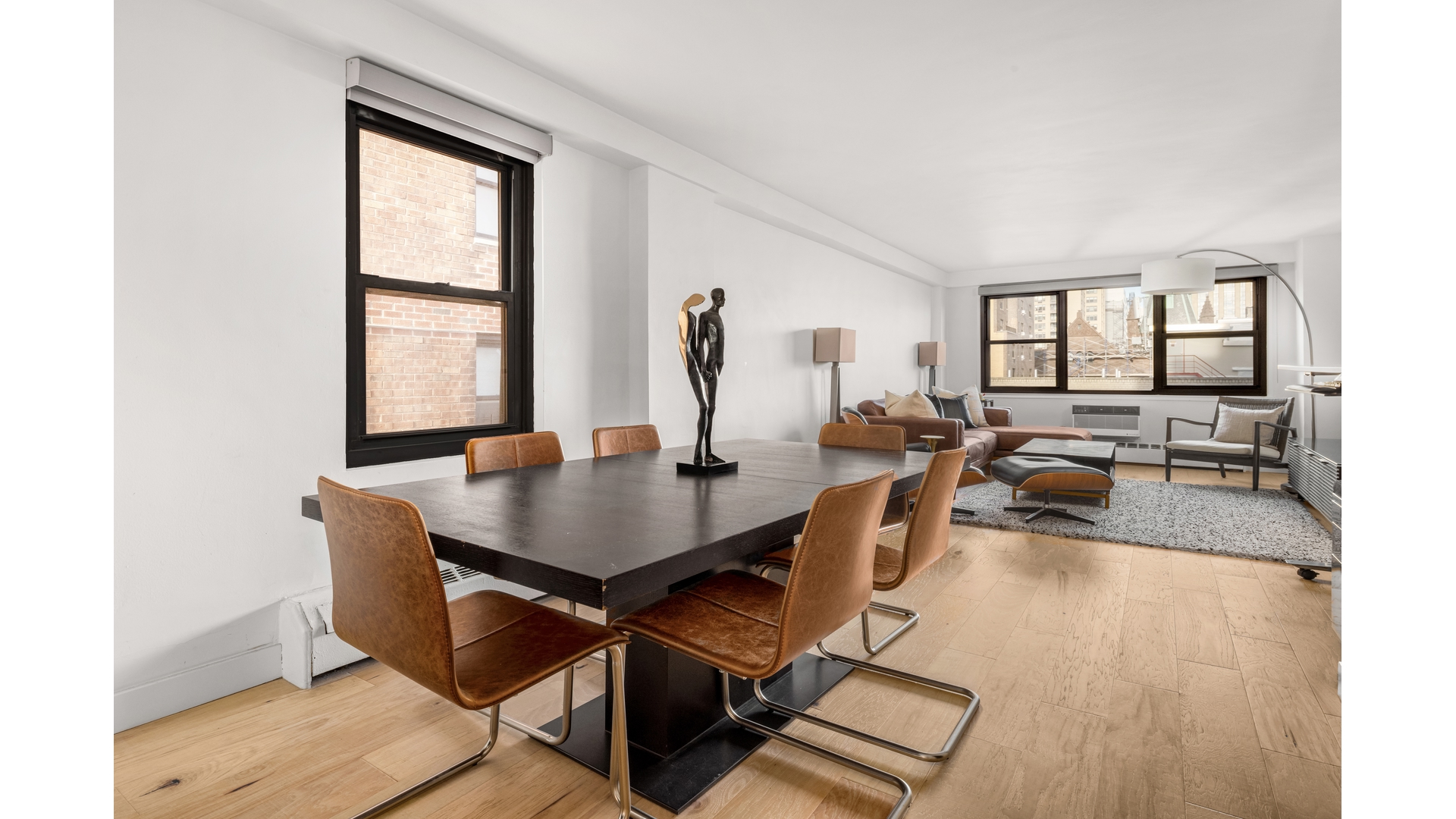 210 E 15TH Street 9L