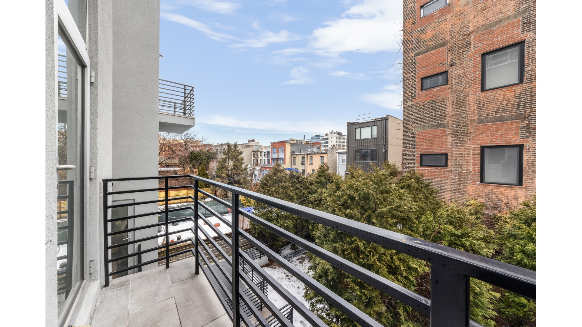 97 WAVERLY Avenue 2
