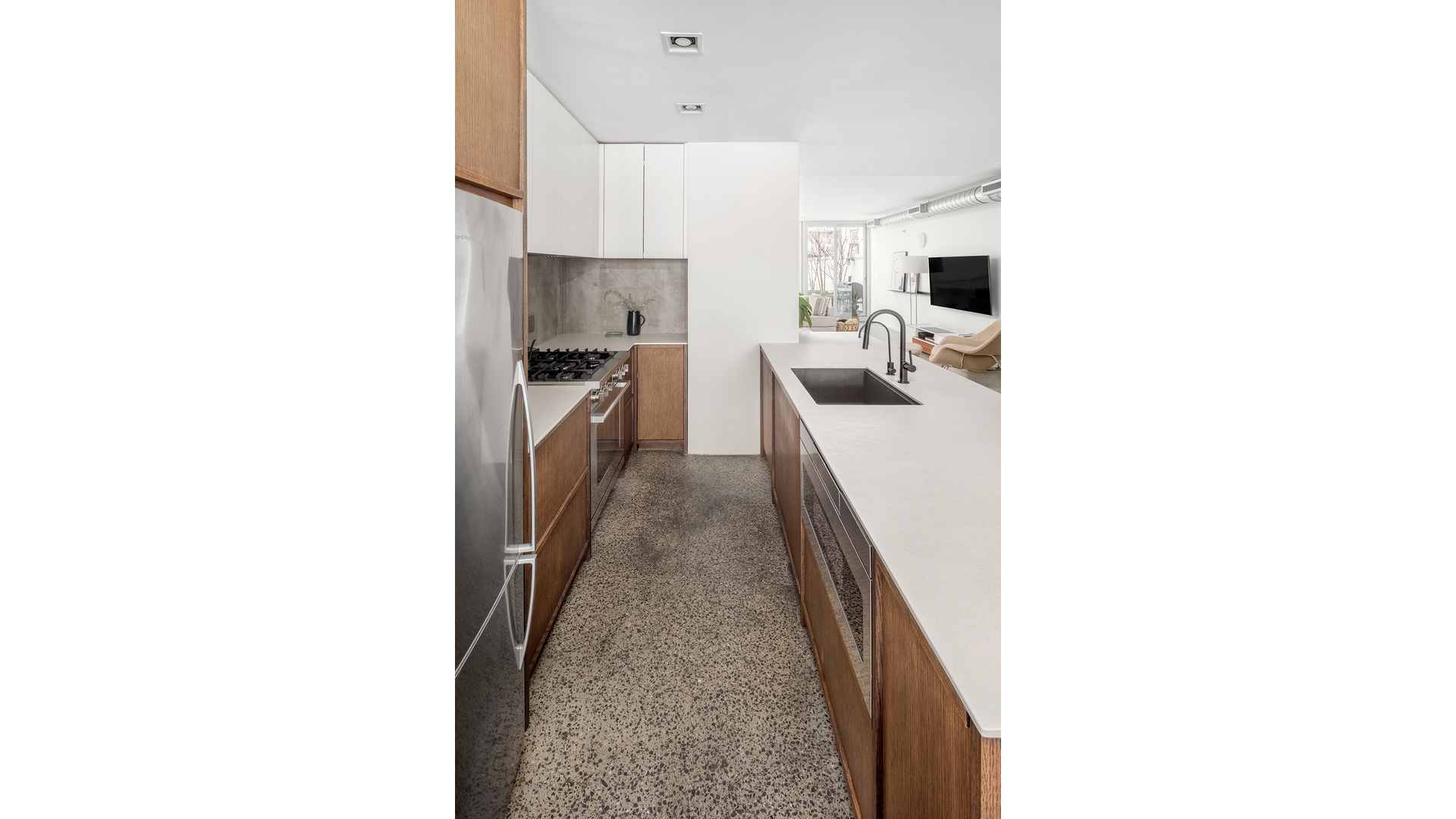 957 PACIFIC Street 101