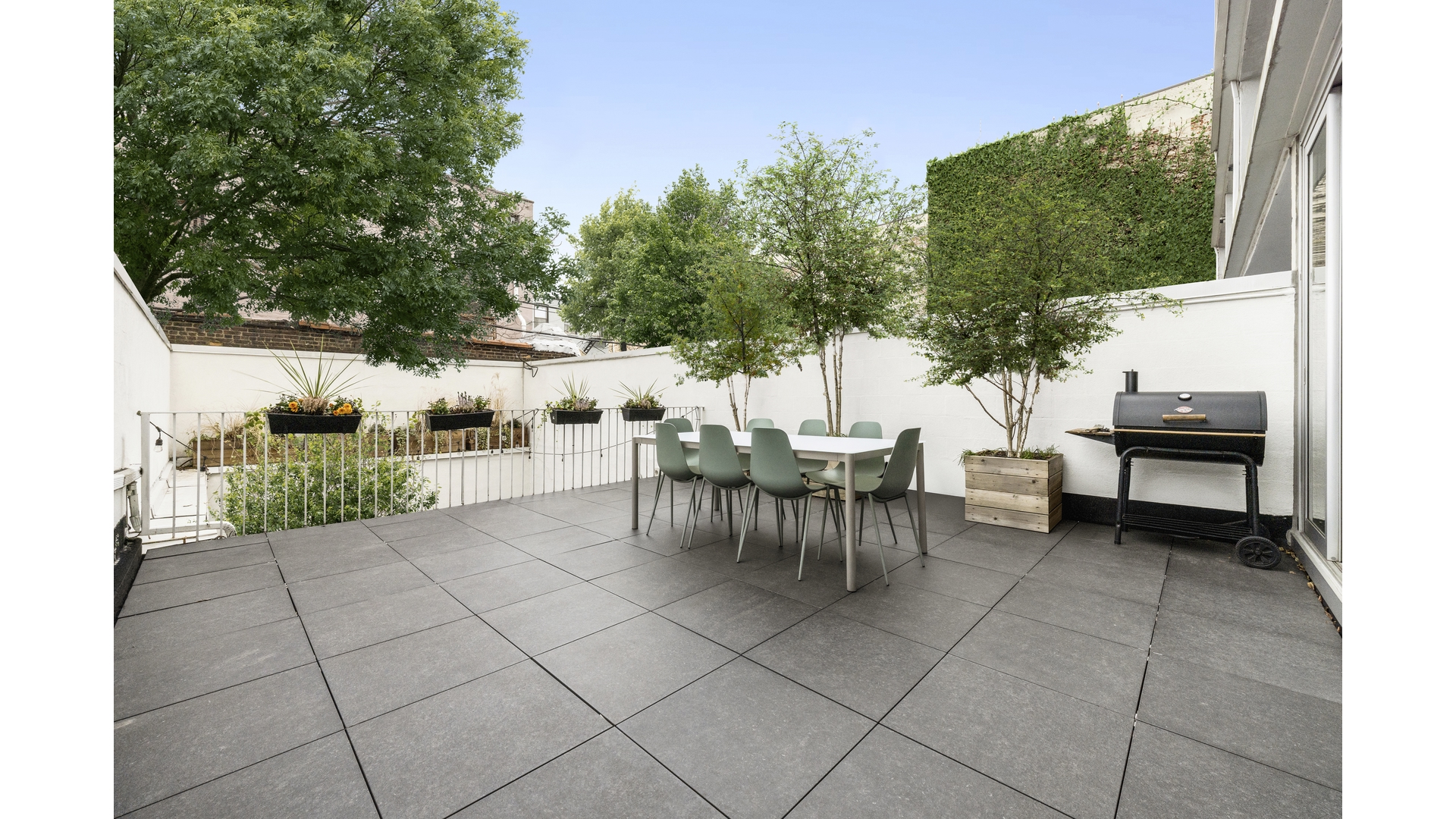 957 PACIFIC Street 101