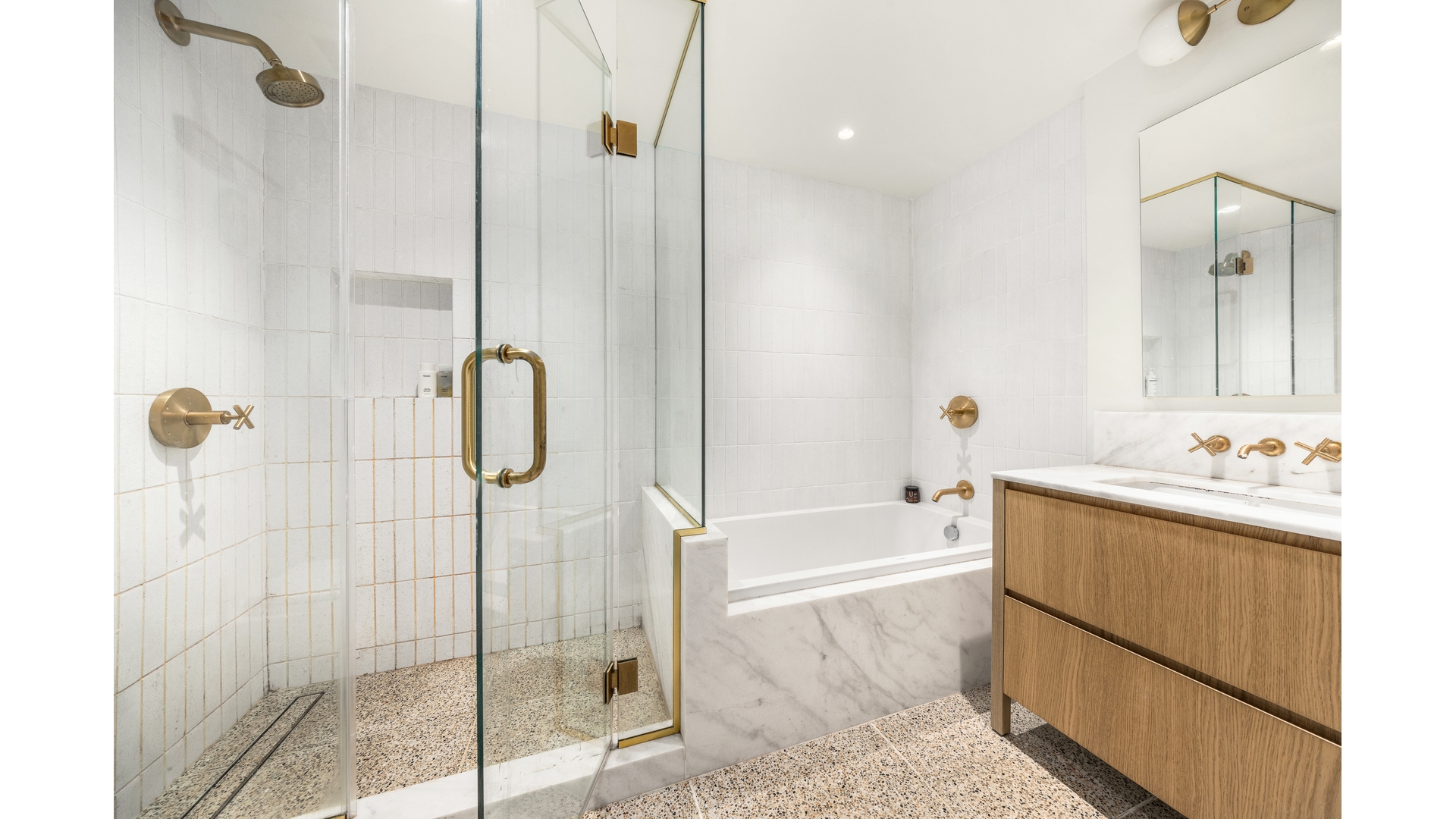 239 PRESIDENT Street 1