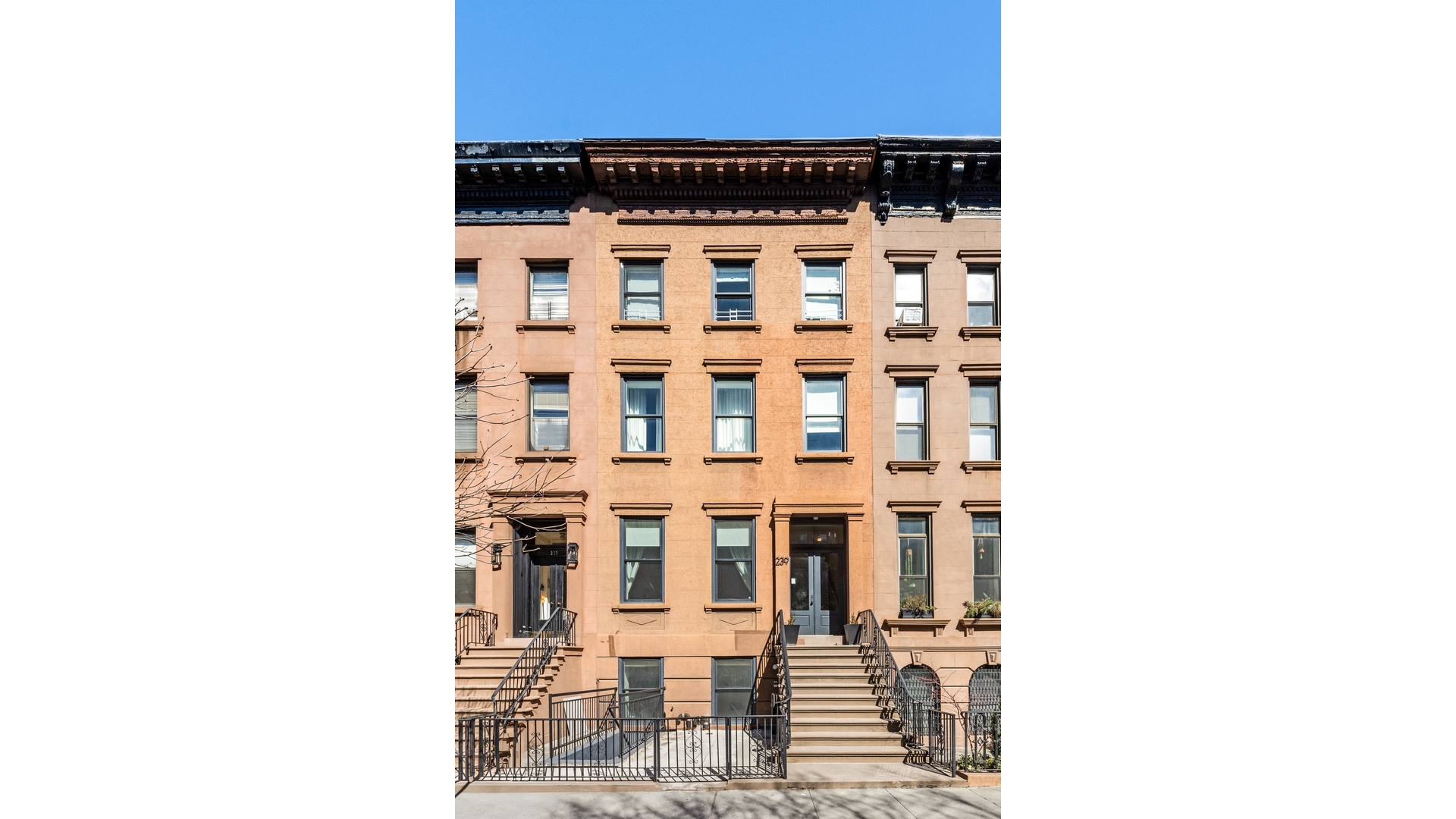 239 PRESIDENT Street 1