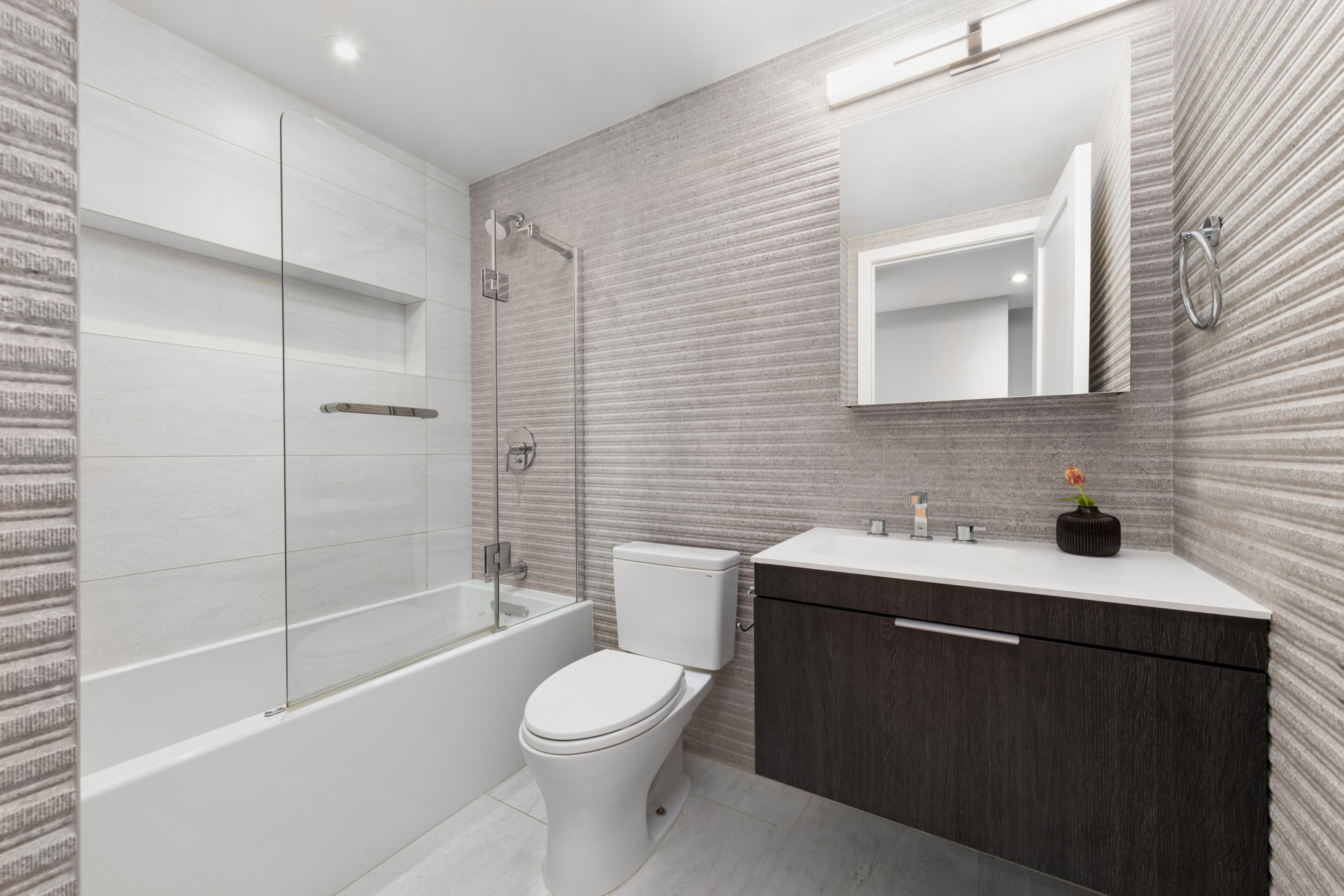 252 PRESIDENT Street 1