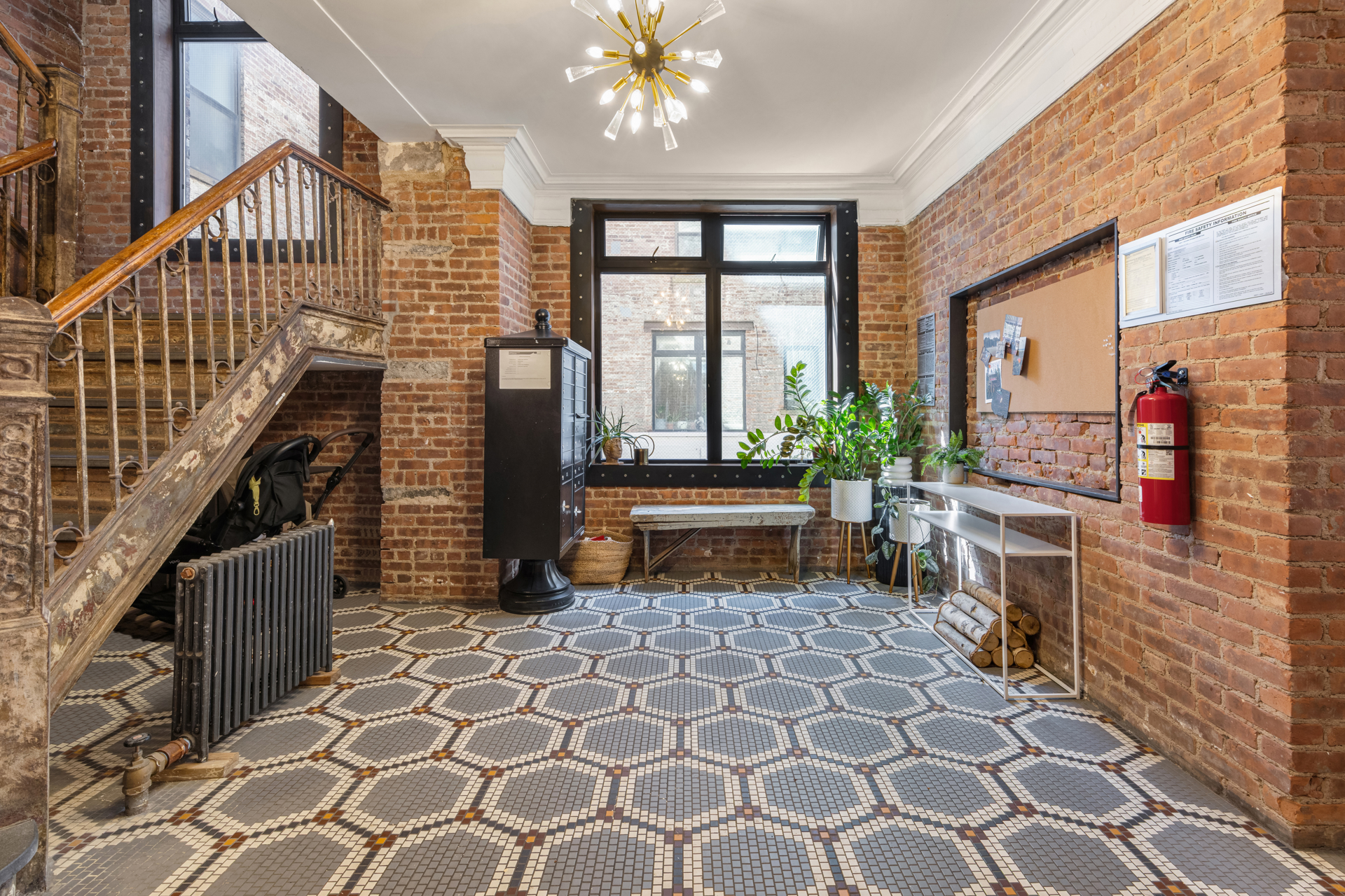 39 ARGYLE Road 1D
