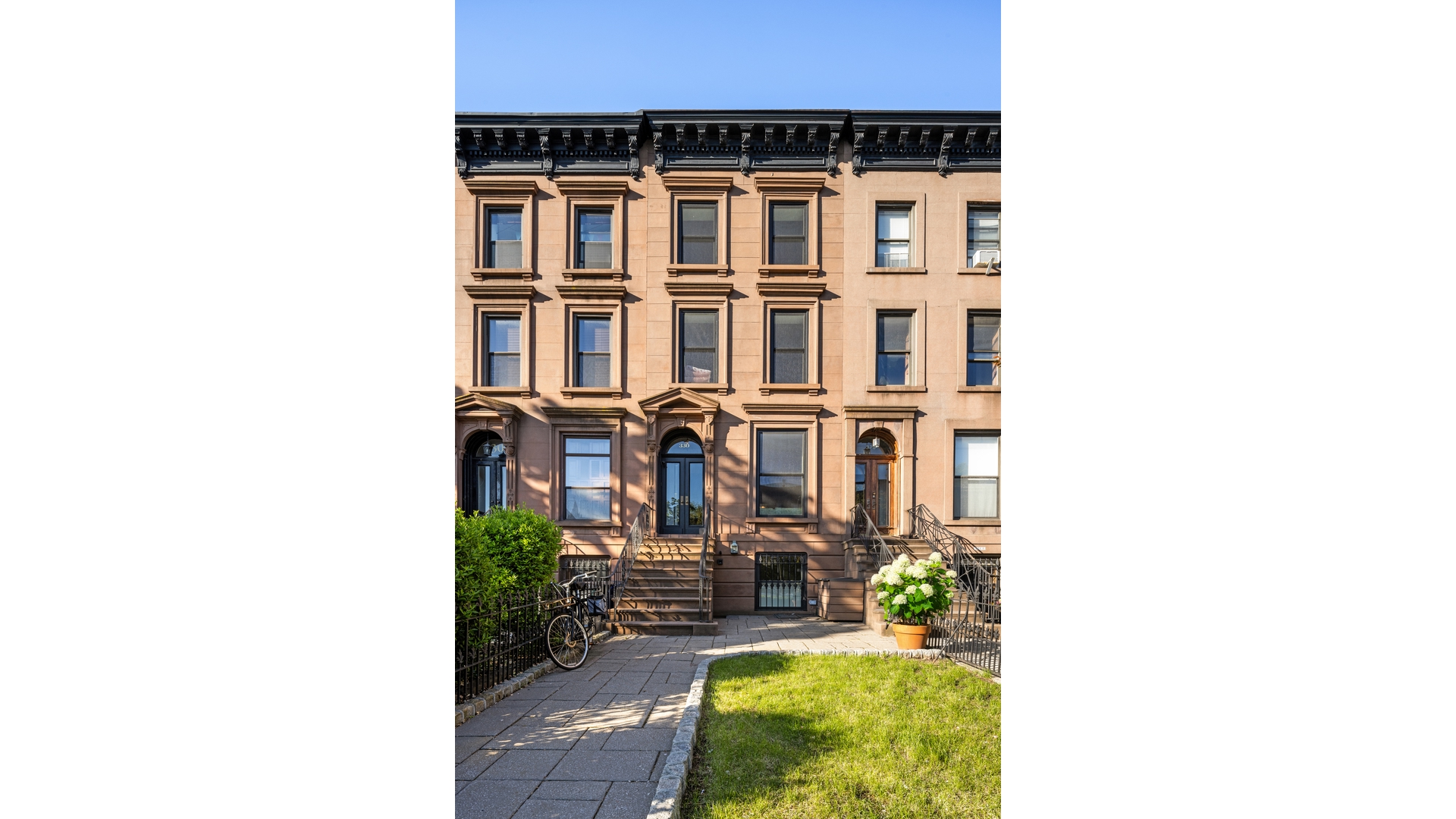 330 PRESIDENT Street