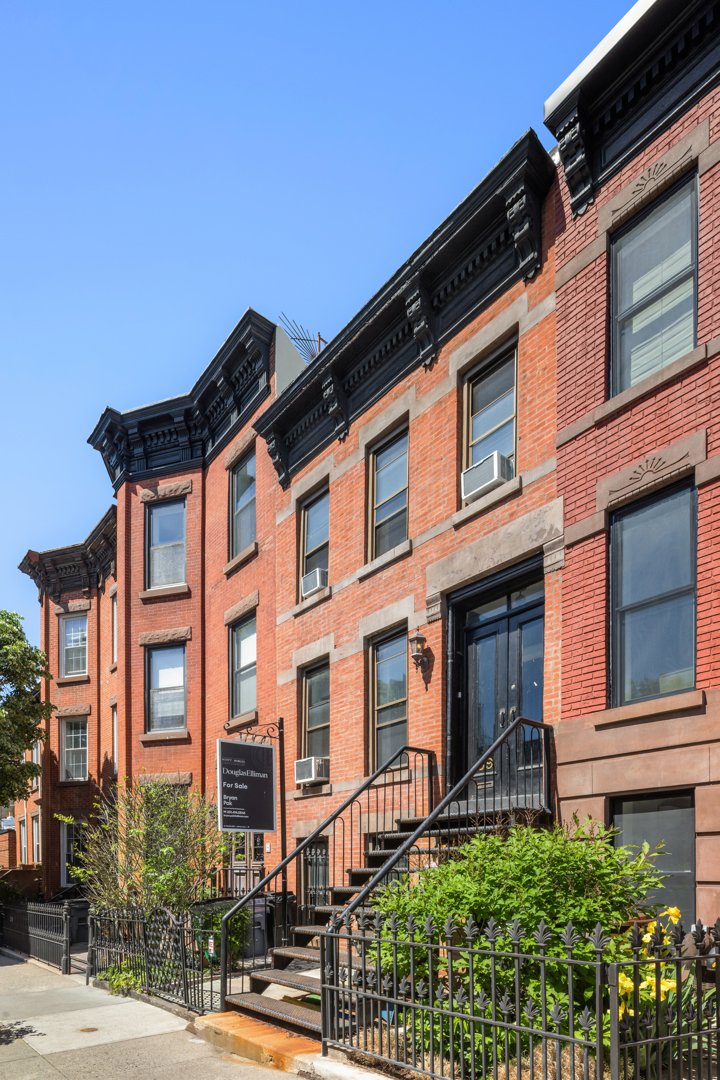 59 GARFIELD Place