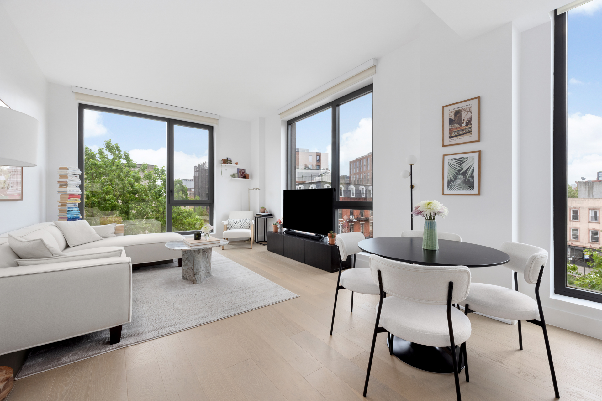 450 GRAND Avenue 4E