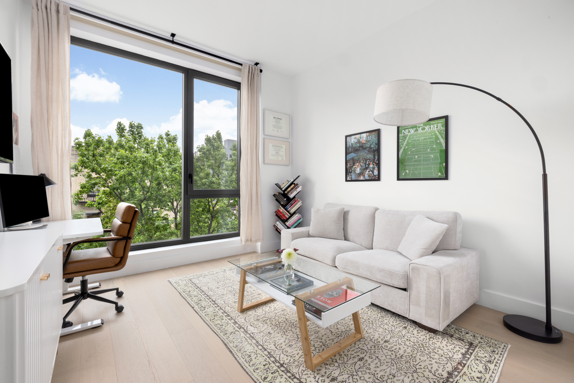 450 GRAND Avenue 4E