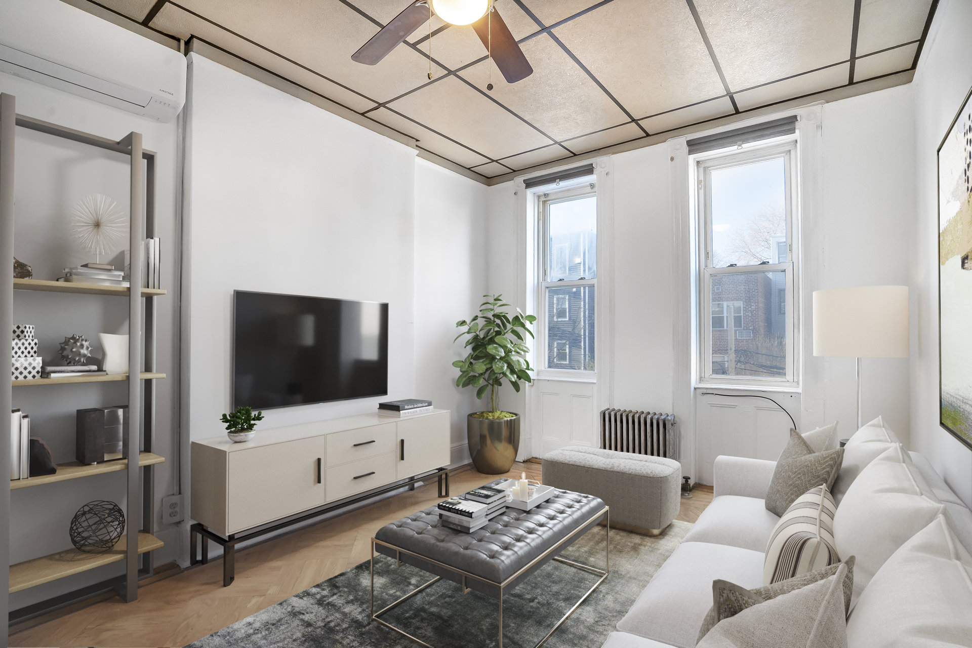 19 REEVE Place 2R