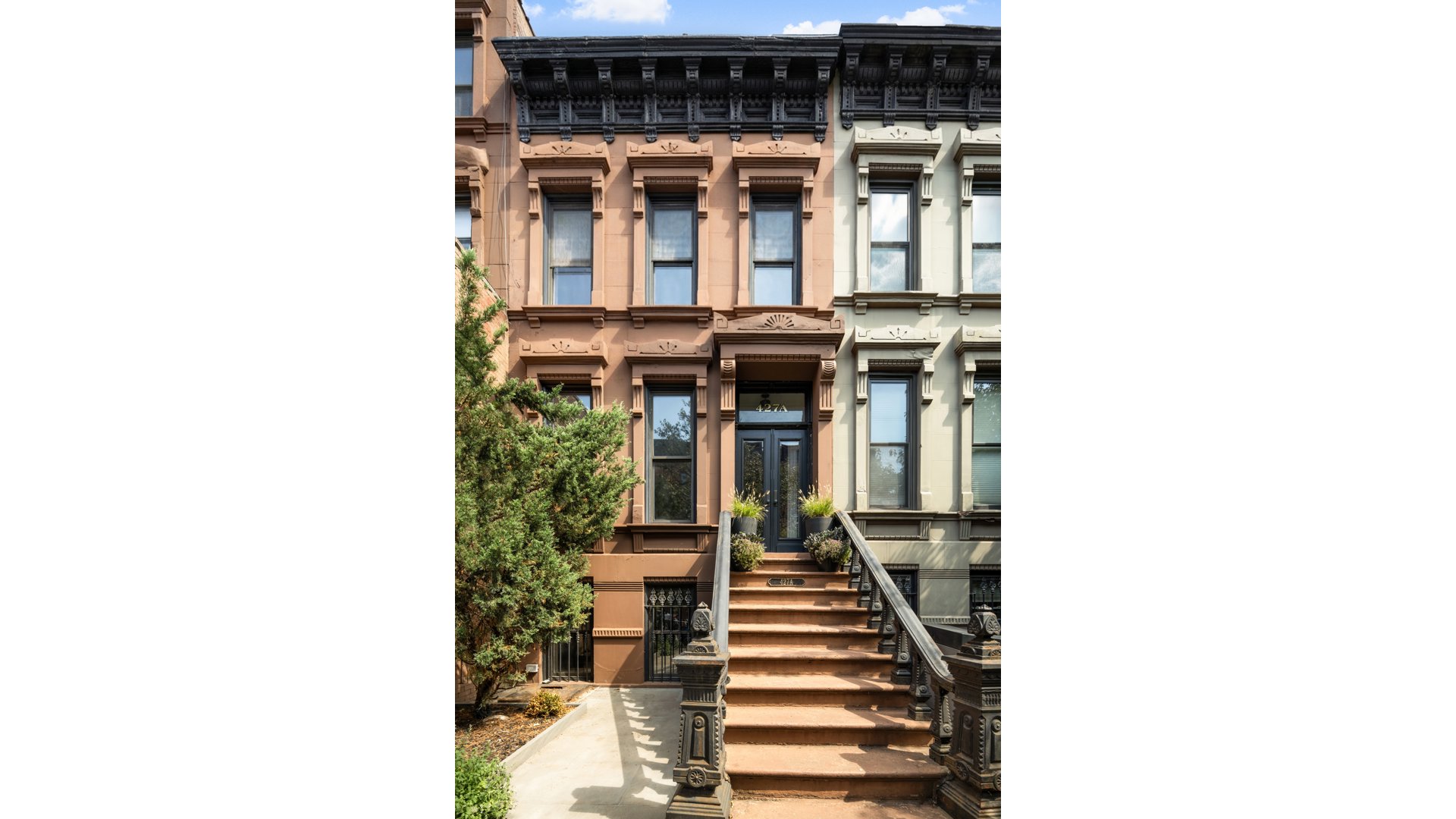 427A 8TH Street