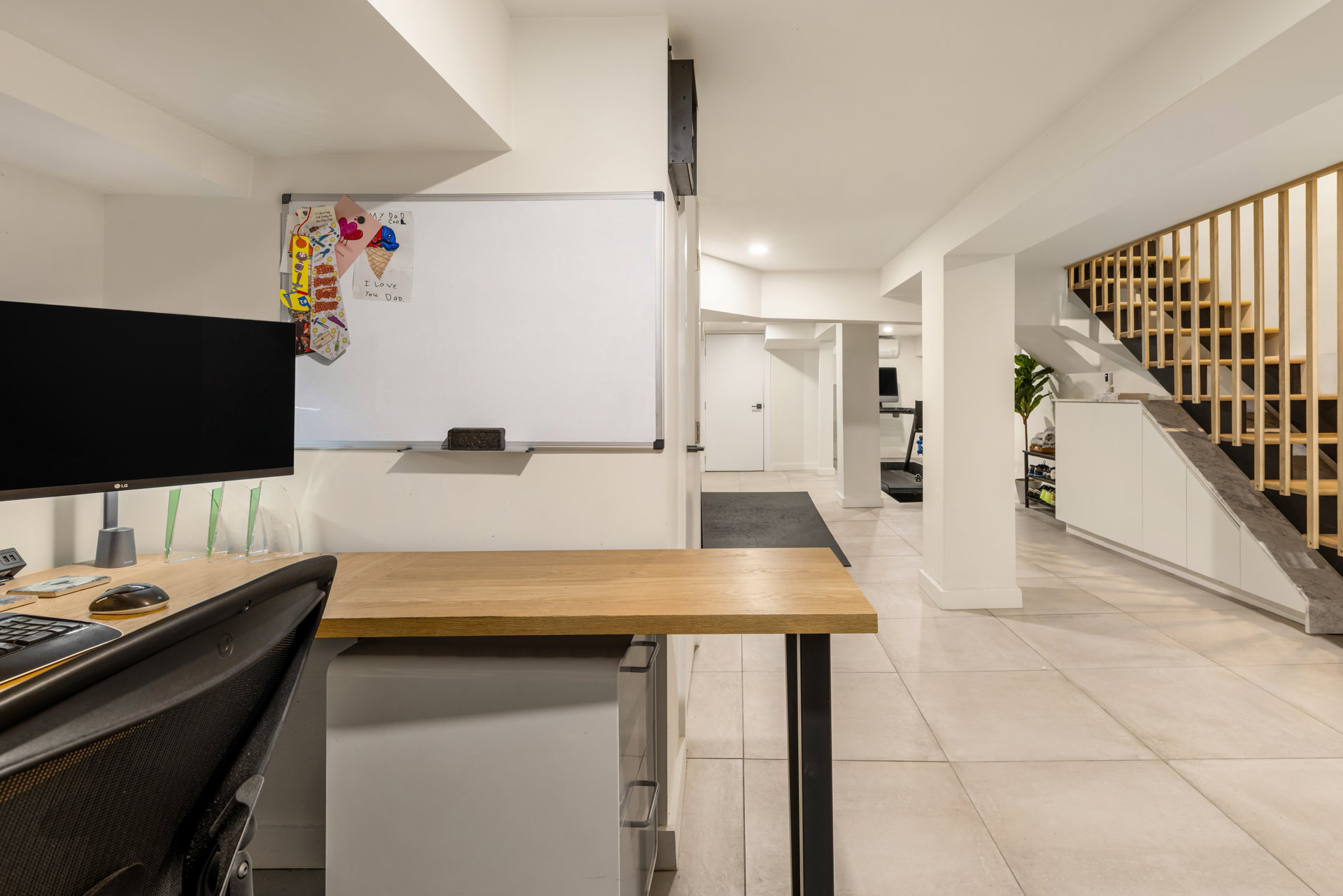 427A 8TH Street