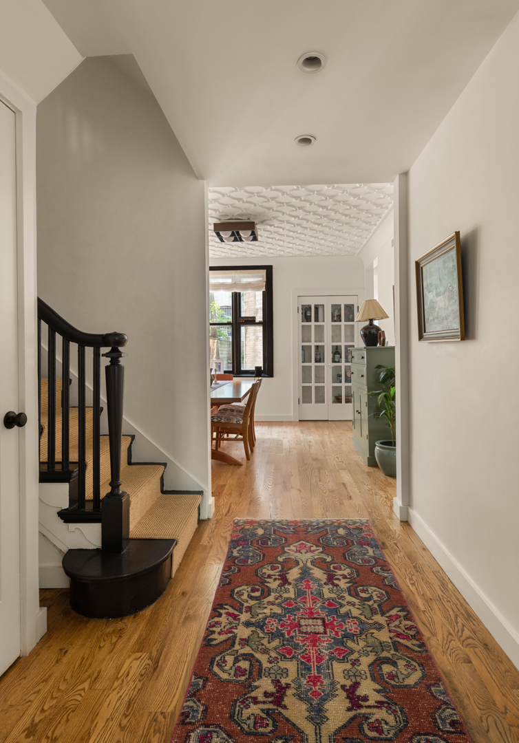 596 3RD Street