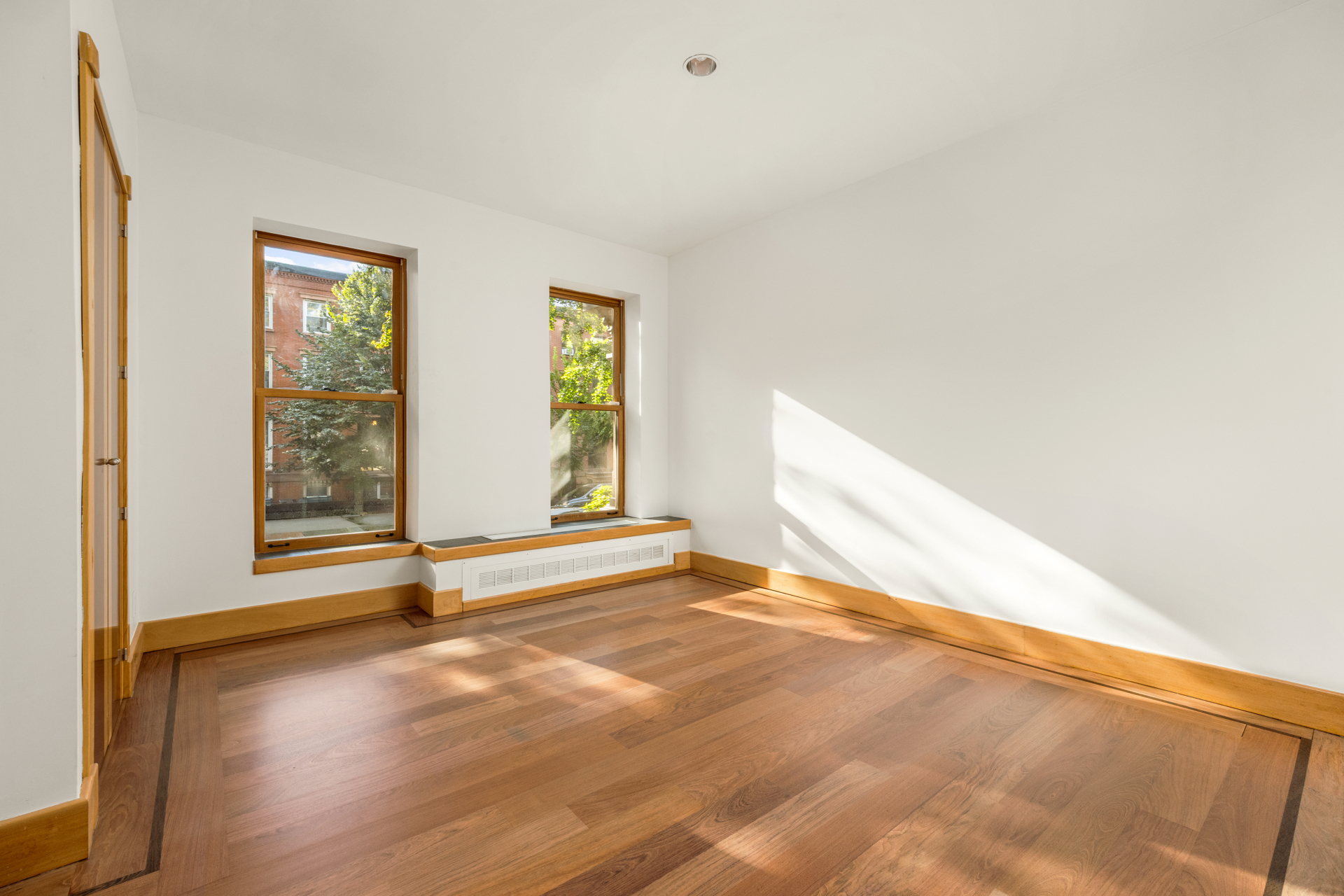 237 CUMBERLAND Street 2