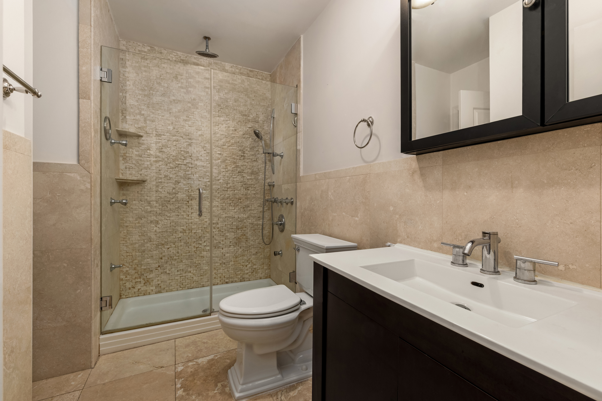 82 STERLING Place 2