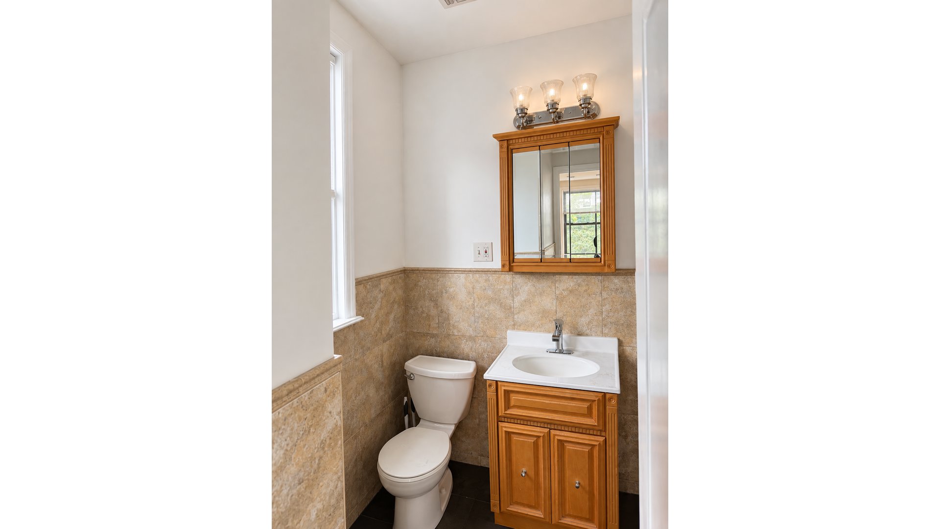 82 STERLING Place 4
