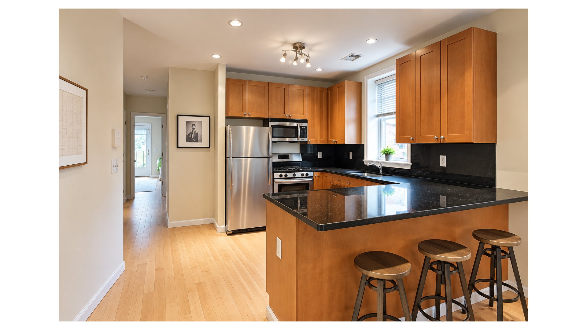 82 STERLING Place 4
