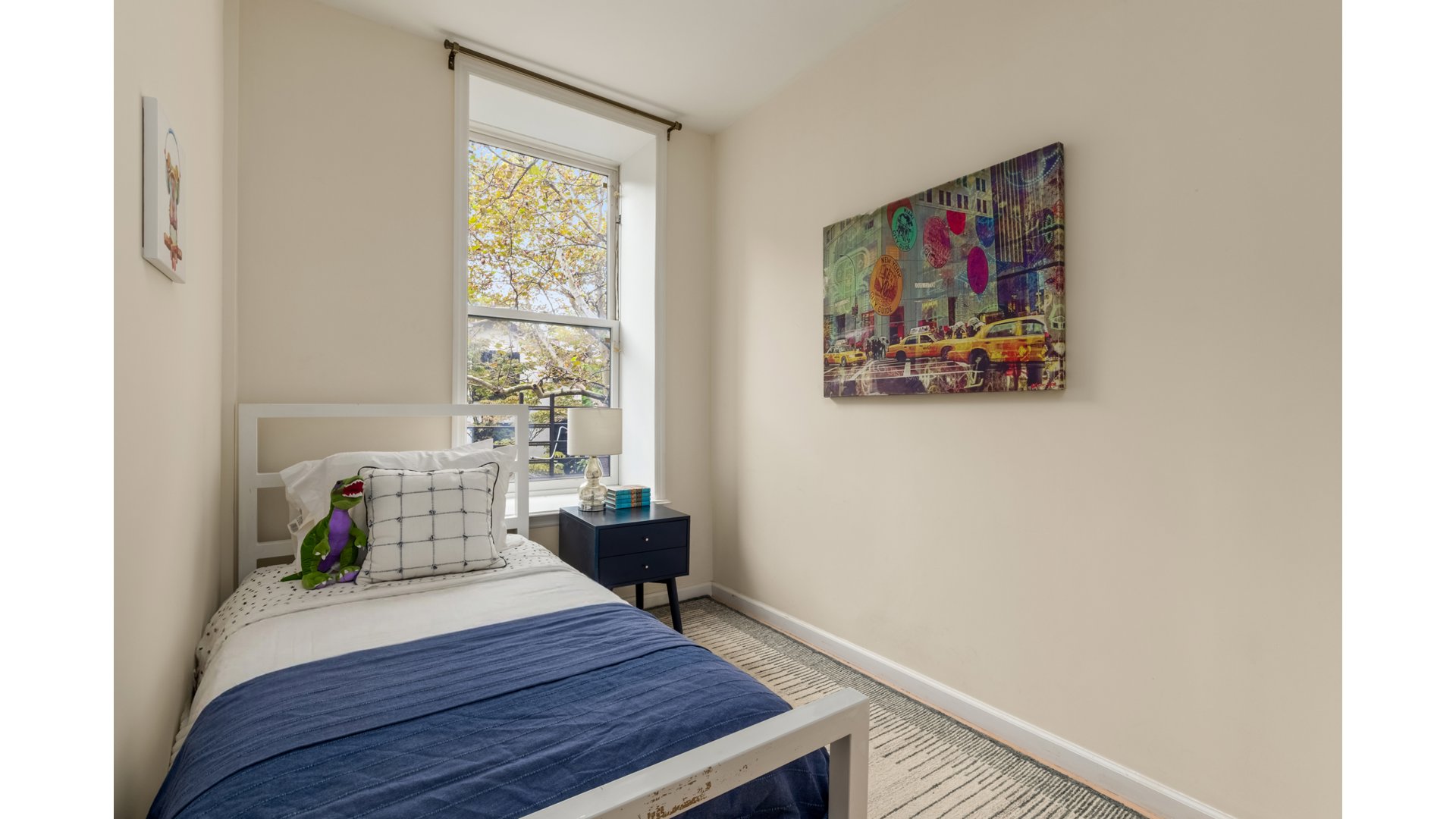 82 STERLING Place 4