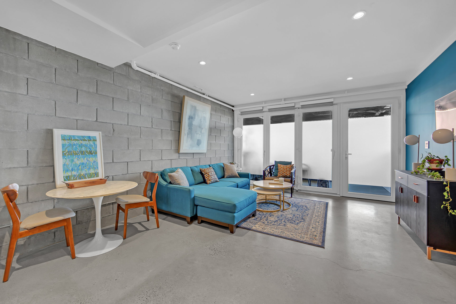 834 STERLING Place 402